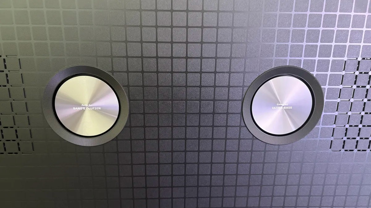 Google Tivi QD‑Mini LED TCL 75C8K 4K 75 inch