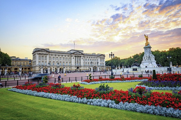 NGÀY 2: LONDON AIRPORT – 29KM – LONDON
