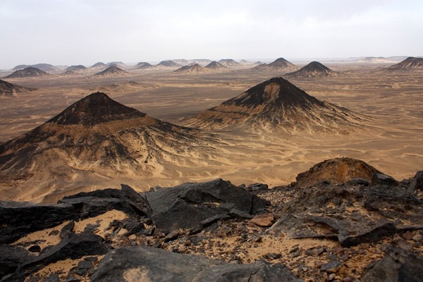 Sa mạc Đen (Black Desert)