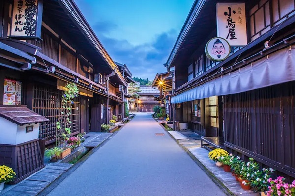 Thị trấn cổ Takayama