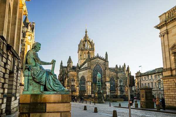 NGÀY 05: MANCHESTER – 353 Km - EDINBURGH