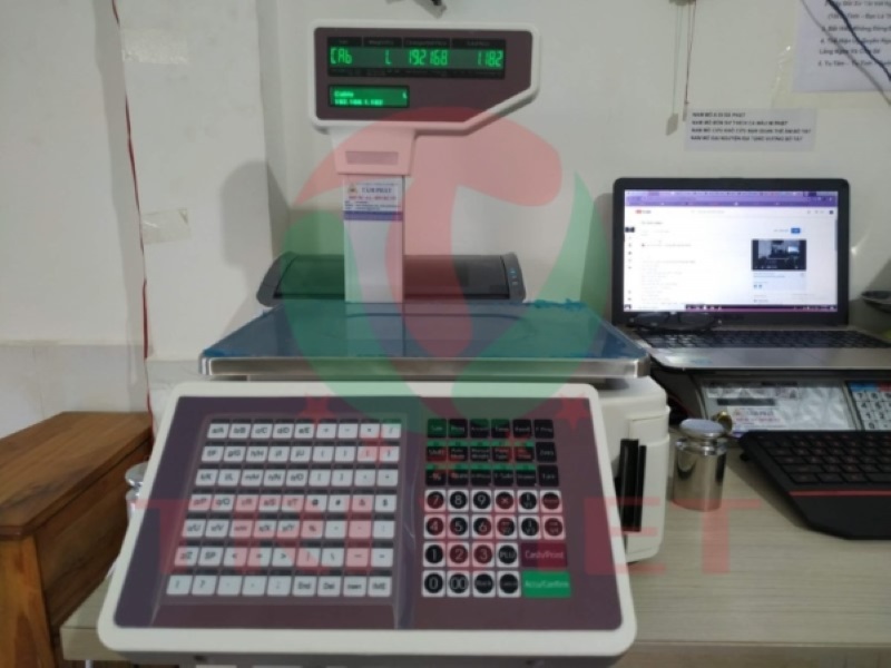 Cân điện tử mã vạch rất dễ dàng trong việc sử dụng
