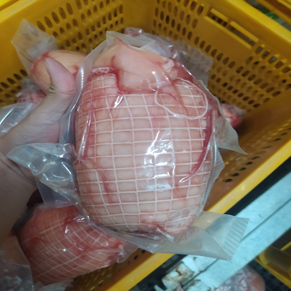 Bắp giò heo rút xương bó chỉ