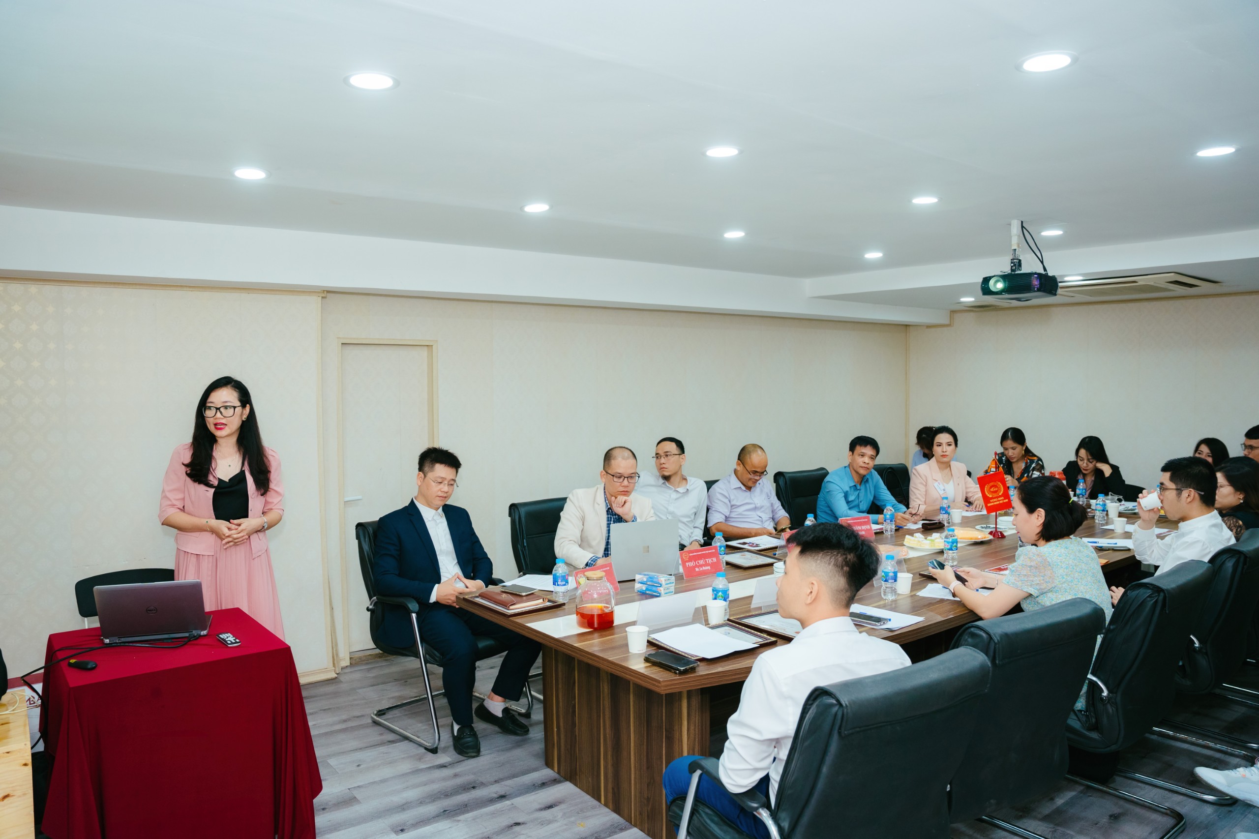 Luật sư Nhung chia sẻ chủ đề 