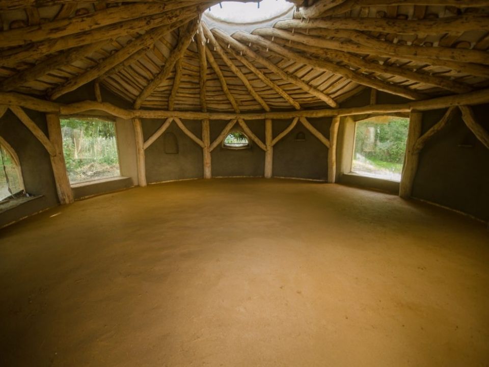 Sàn đất: Giải pháp thi công bền vững và an toàn