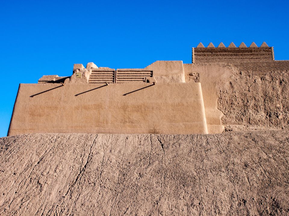 Lịch sử phát triển vữa đất và chi tiết cấu tạo