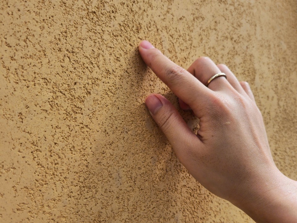 Vữa đất tự nhiên - Không phát thải VOCs, giúp cải thiện chất lượng không khí