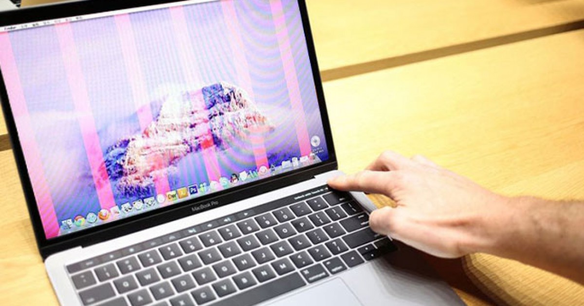 màn hình macbook bị sọc