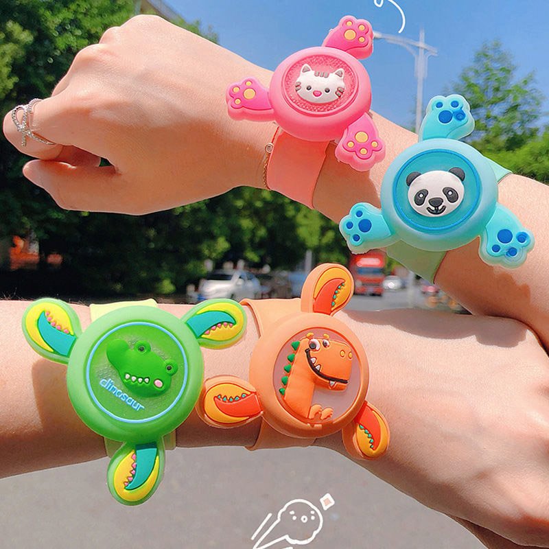 Vòng tay chống muỗi