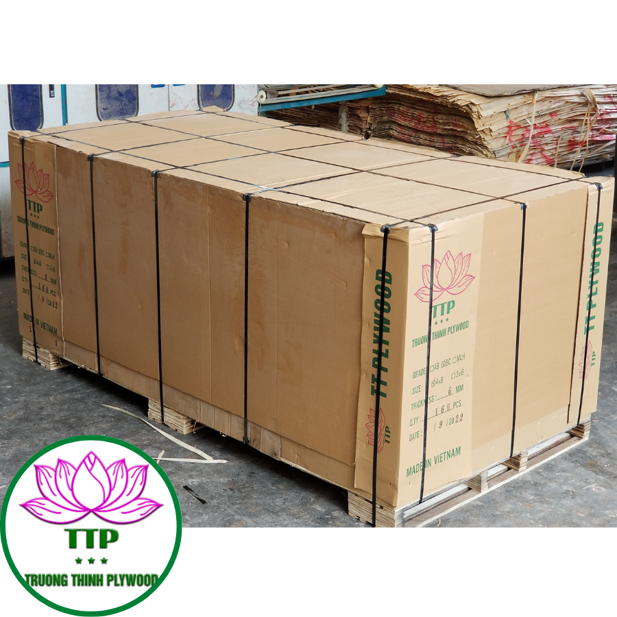 Plywood for making internal structures, exterior furniture, crates and boxes.