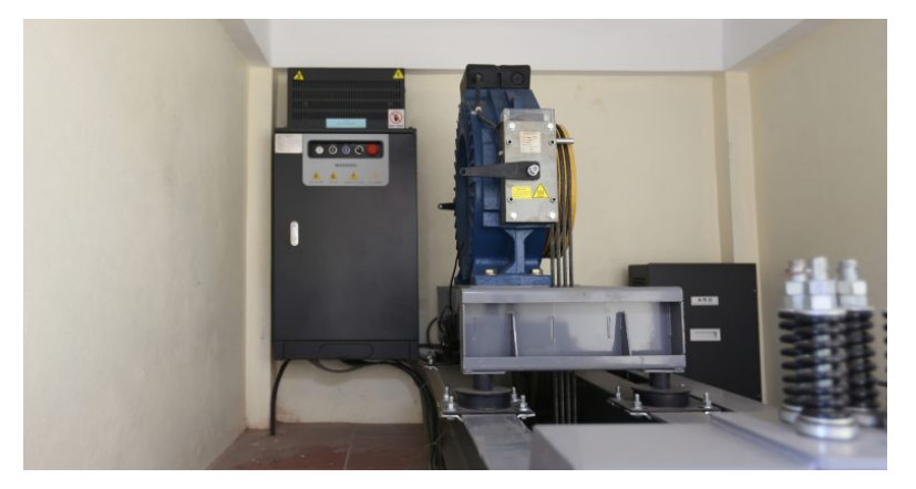 Nên chọn tủ điện thang máy nhập khẩu hay lắp ráp tại Việt Nam