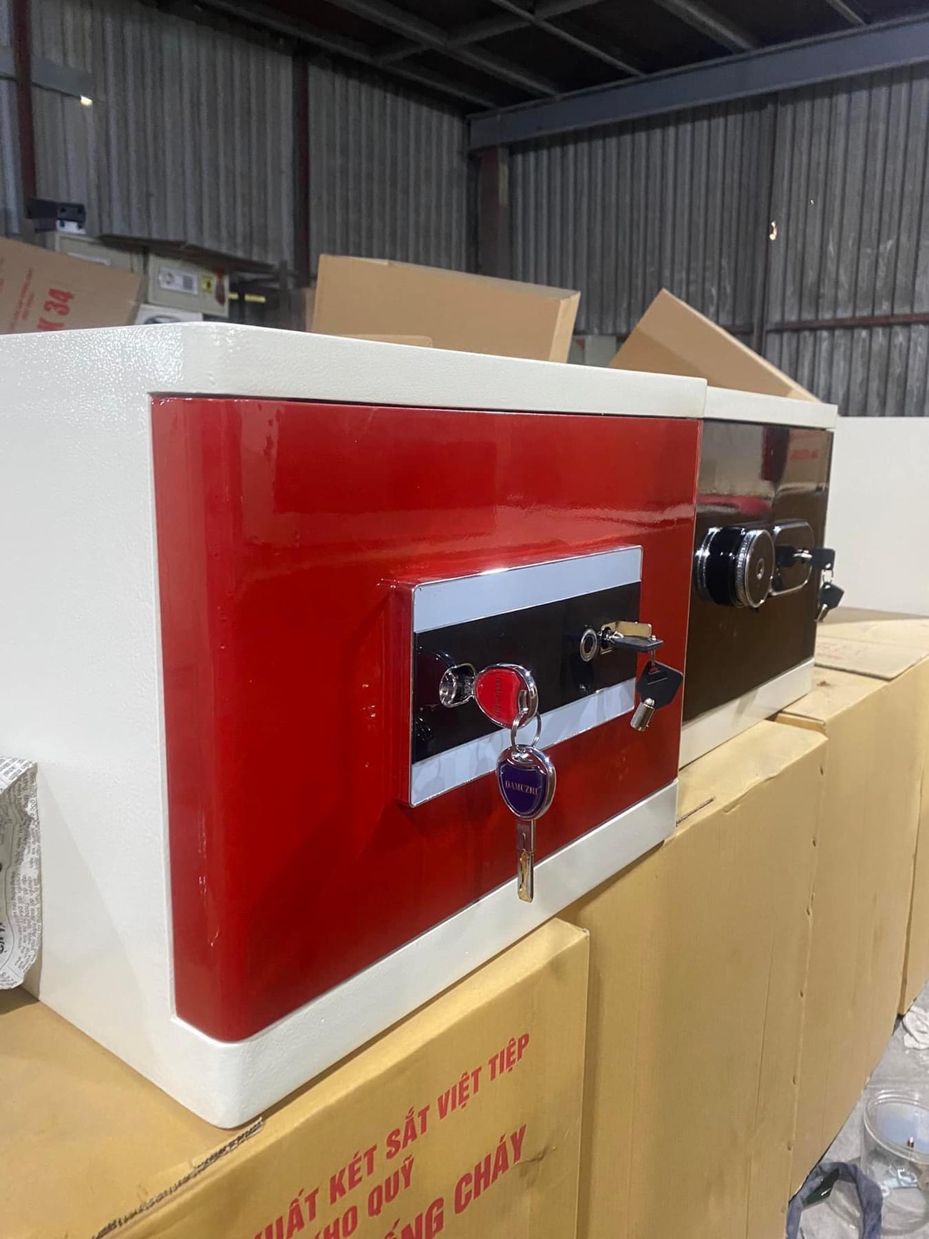 Két sắt Việt Tiệp
