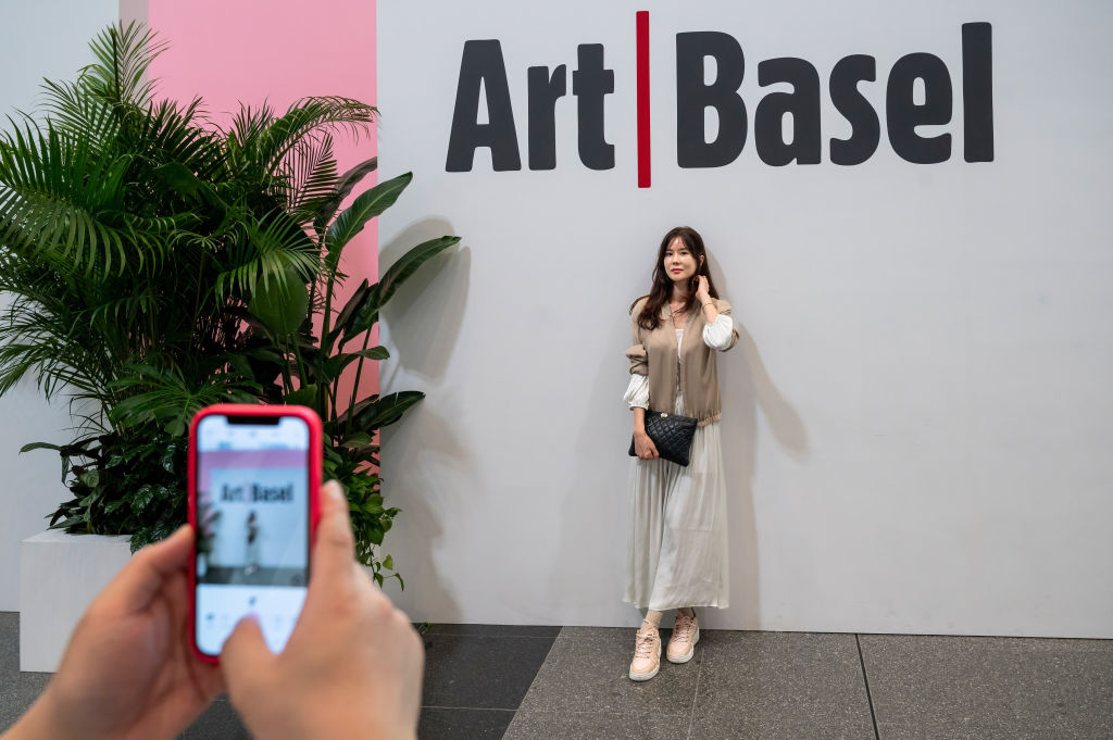 Art Basel Hong Kong sẽ trở lại quy mô trước đại dịch vào năm 2024