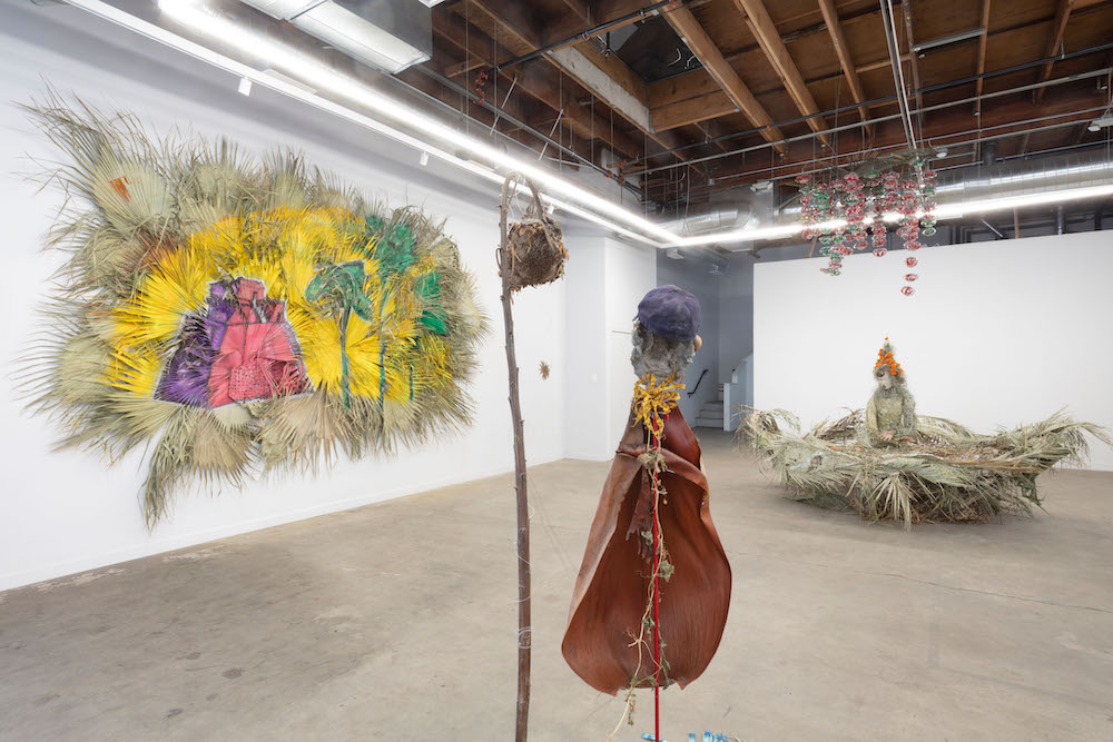Chân dung nhà điêu khắc Maria Maea (Murmurs Gallery)