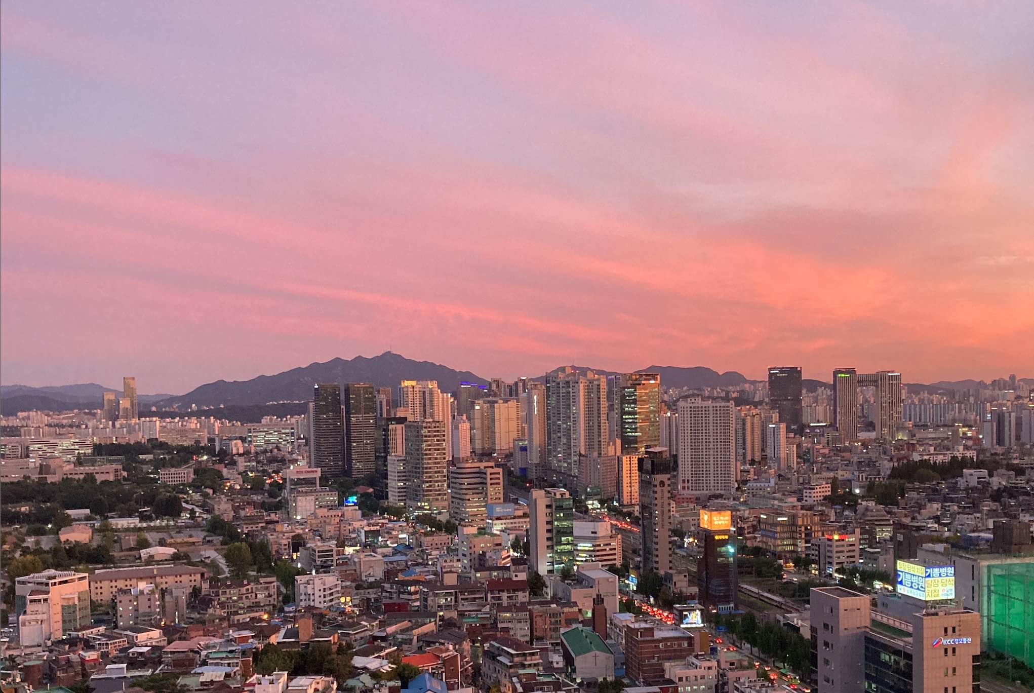 5 triển lãm đáng xem nhất tại trung tâm nghệ thuật Frieze Seoul (Phần 1) 5 triển lãm đáng xem nhất tại trung tâm nghệ thuật Frieze Seoul (Phần 1)