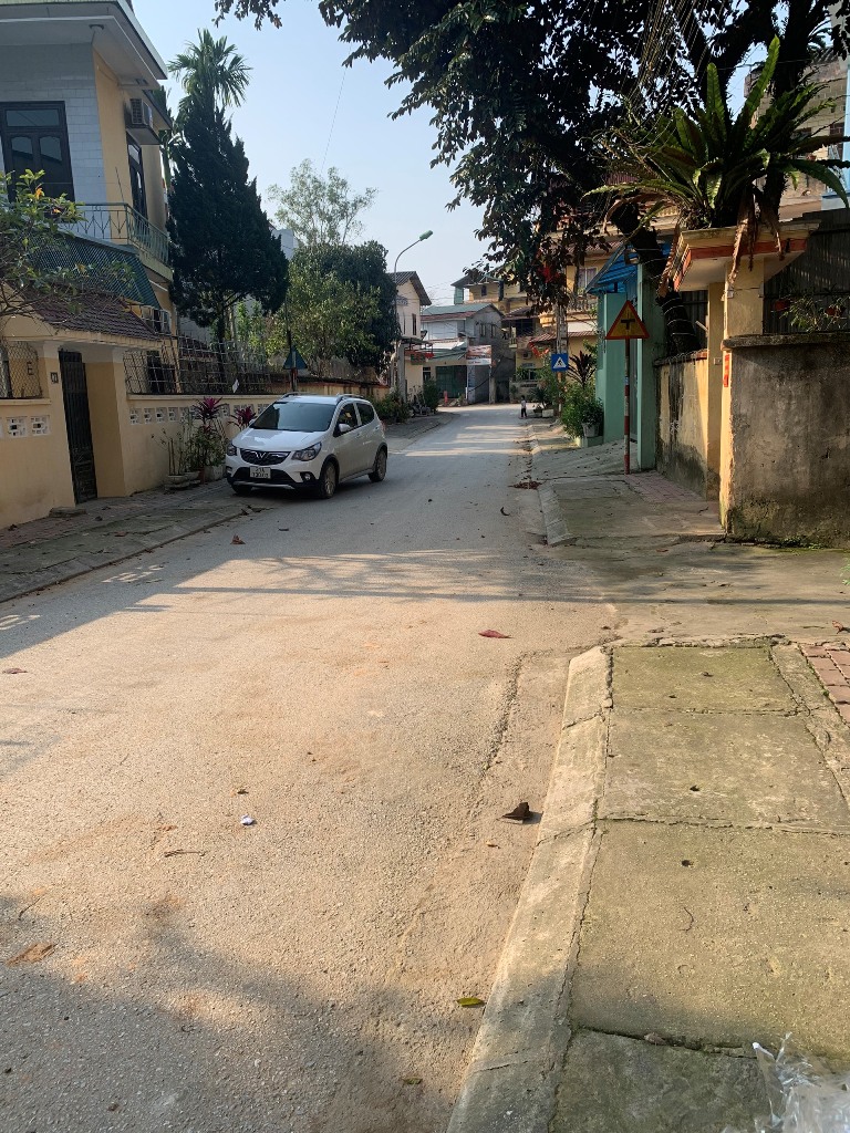 Bán siêu phẩm nhà vườn 2 tầng vị trí siêu đẹp cách quảng trường km5 chỉ 5 phút đi bộ (ĐÃ BÁN)