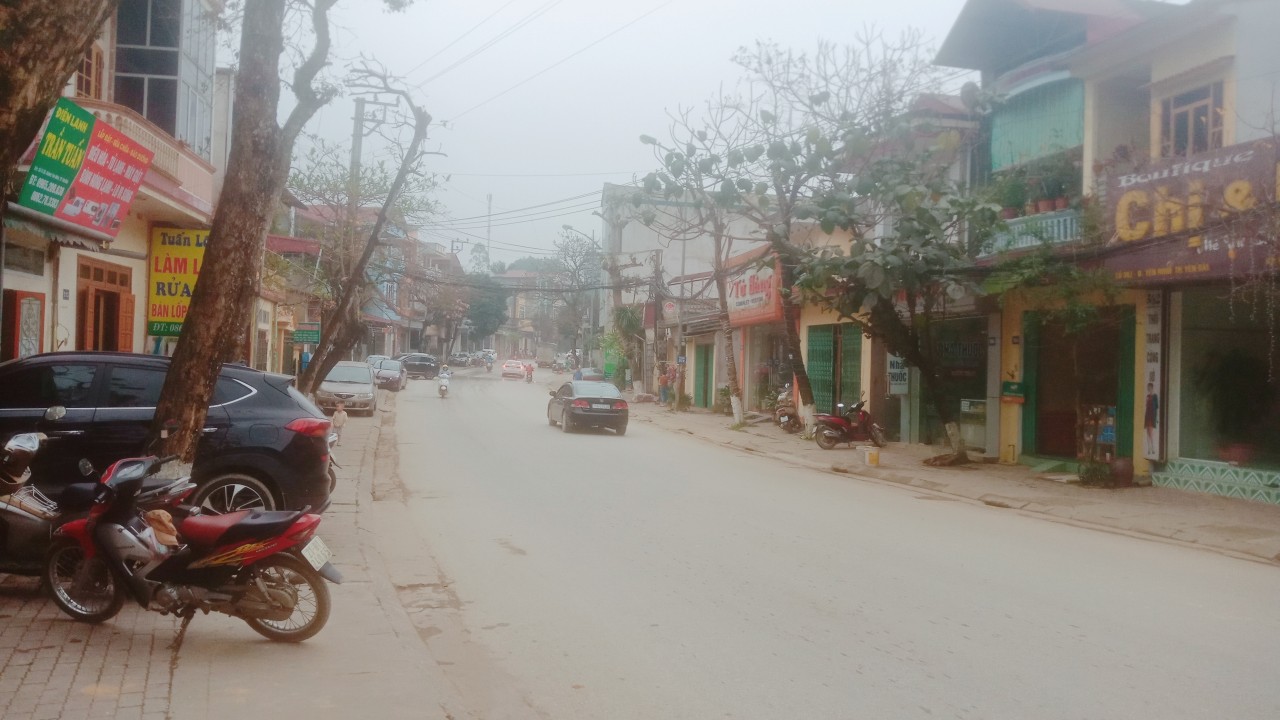 BÁN NGÔI NHÀ MẶT ĐƯỜNG YÊN NINH SIÊU TO KHỔNG LỒ