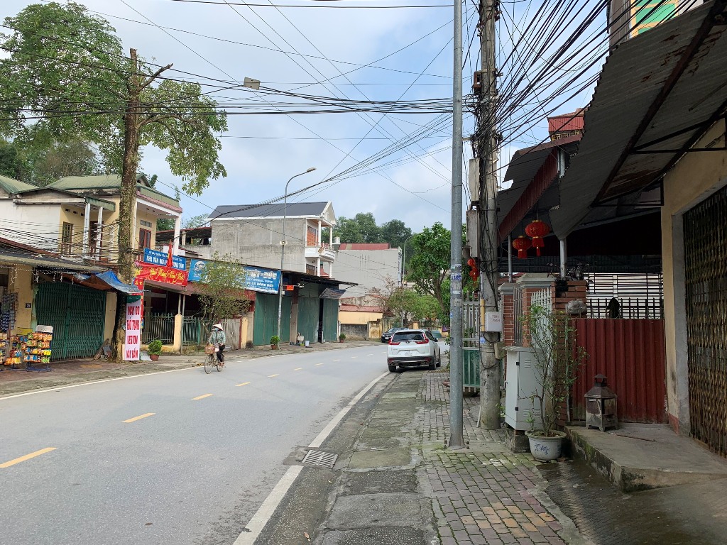 Bán nhà cấp 4 mặt đường Ngô Gia Tự ( Xóm Quan ) km 5 Thành Phố Yên Bái