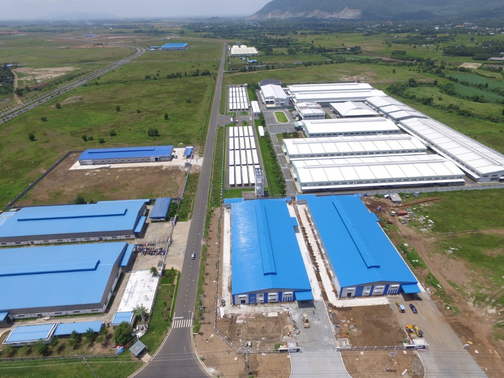 Bán Xe Nâng Mới 100% Tại Huyện Châu Đức-Tỉnh Bà Rịa-Vũng Tàu