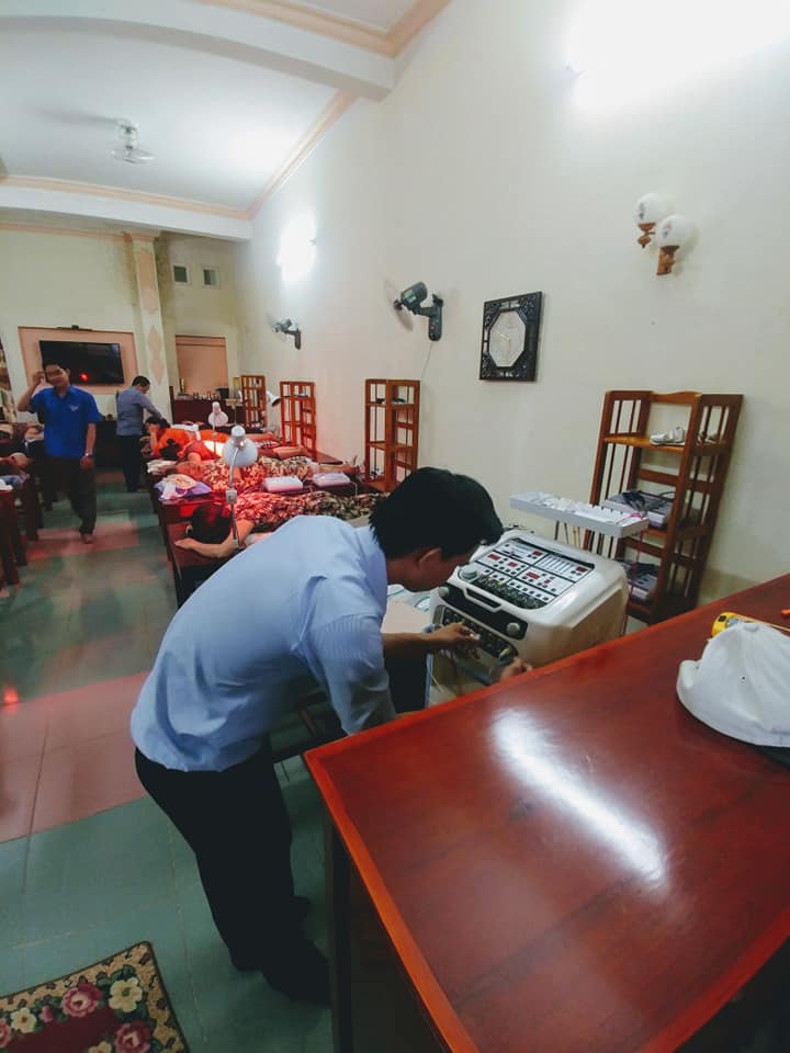 Máy điện châm không dùng kim - Giải pháp điều trị an toàn, hiệu quả || Tân Mai Thành