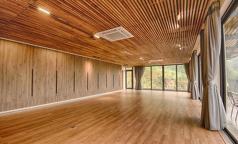 Panorama Room