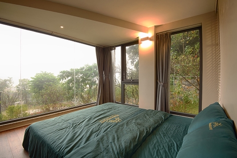 Sunshine & Moonlight Room
