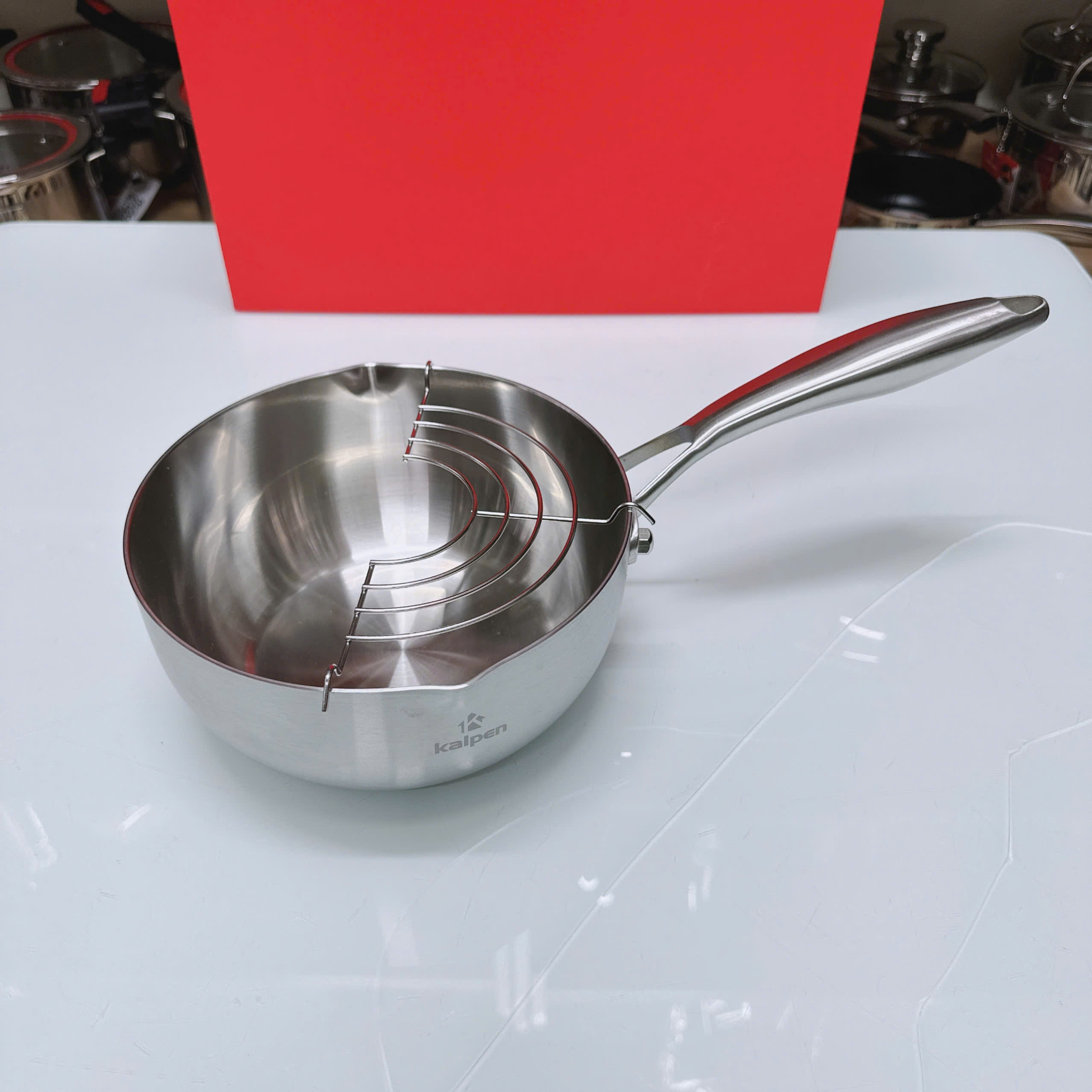 Chảo Inox 304 liền khối miệng rót Kalpen Lager Lg18,20,24,26,28