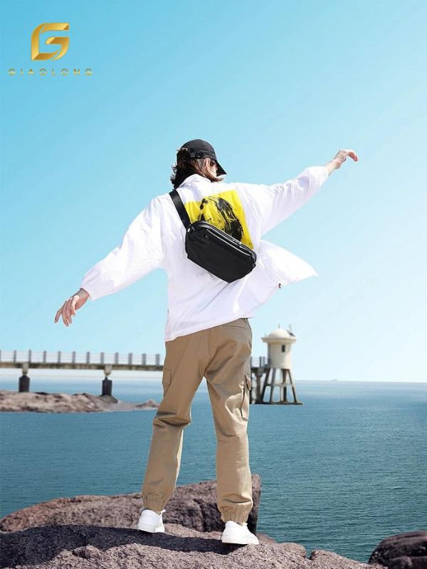 Túi đeo chéo sang trọng và hiện đại