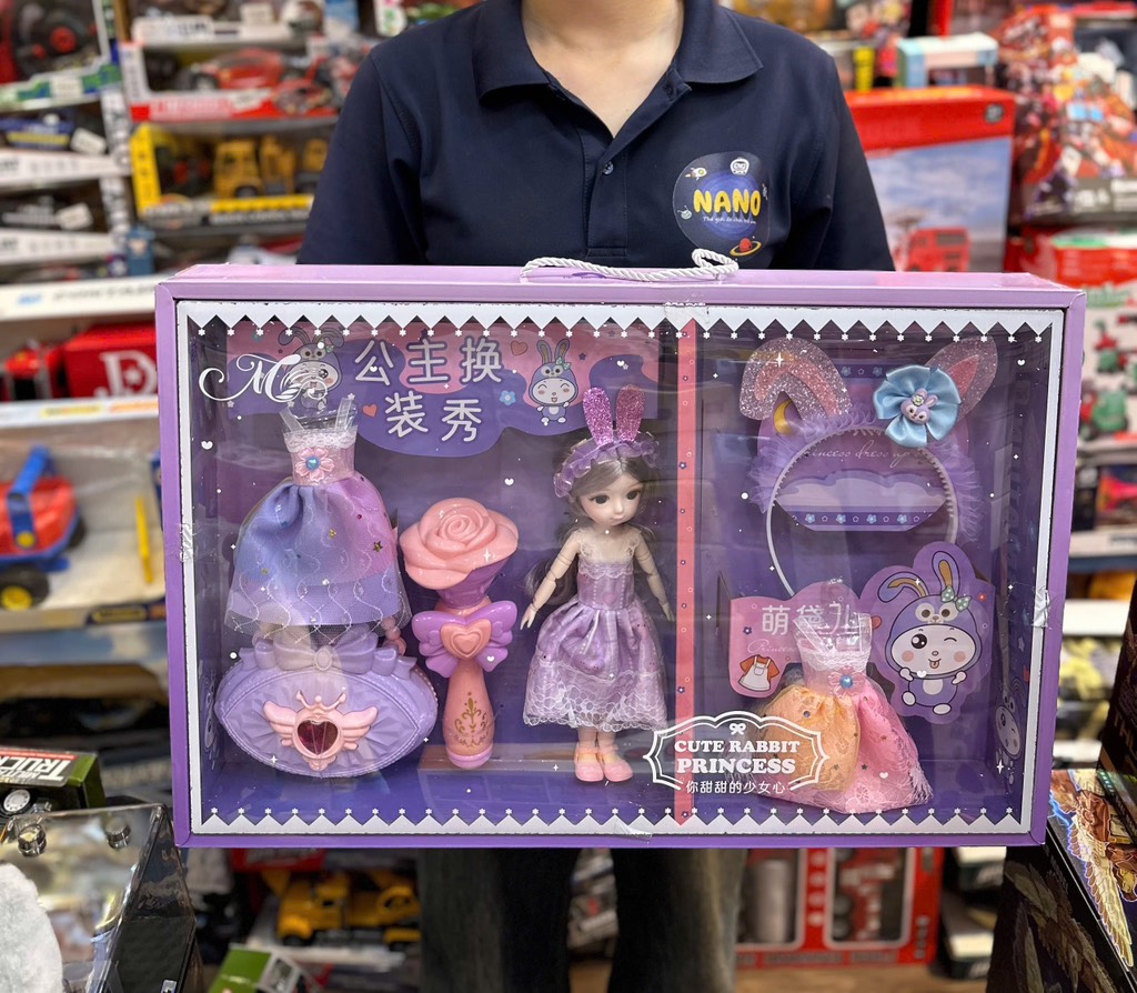 Búp bê và công chúa