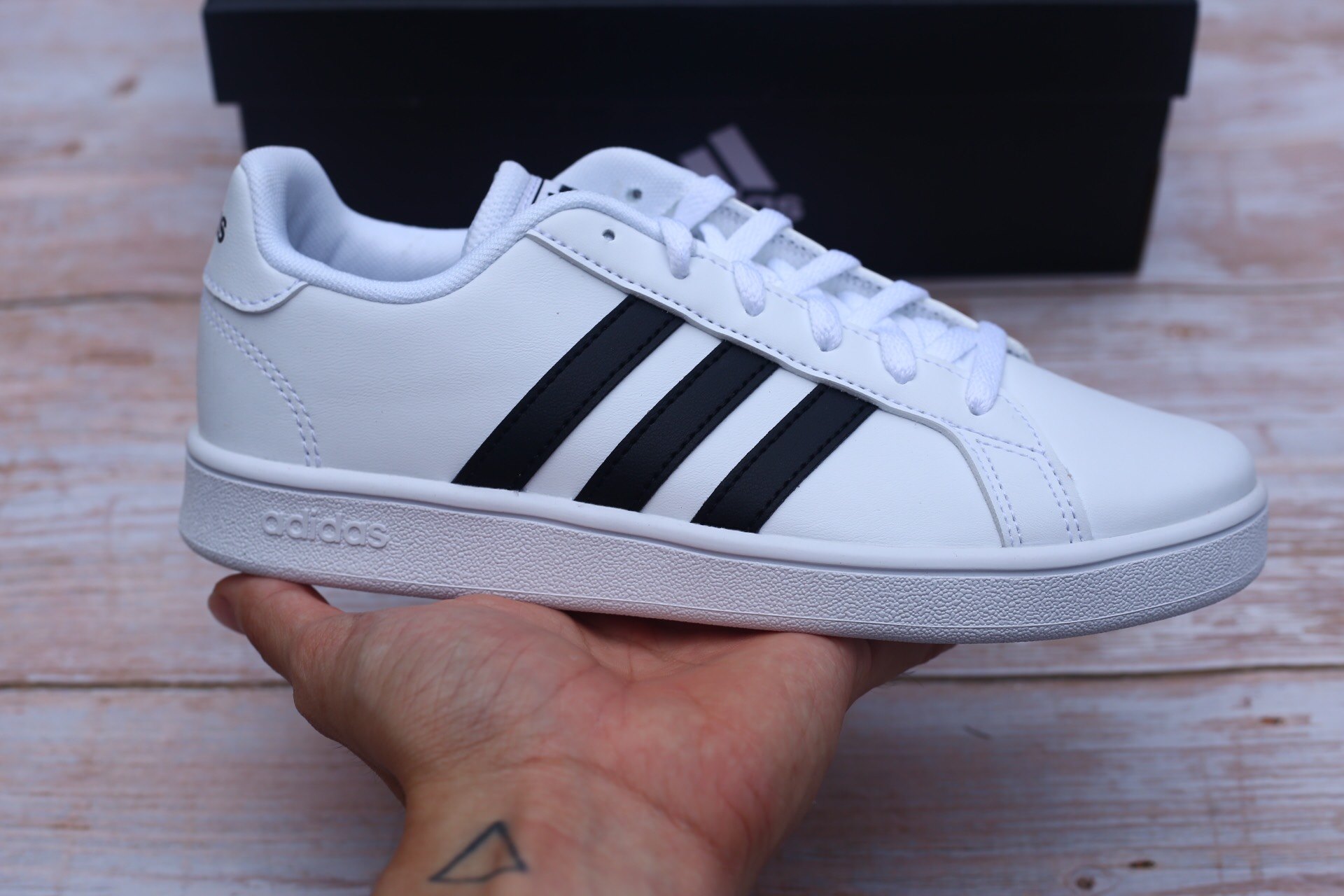 Grand Court K EF0103 chinh hang SALE 70 Bounty Sneakers Giay Sneaker Chinh Hang
