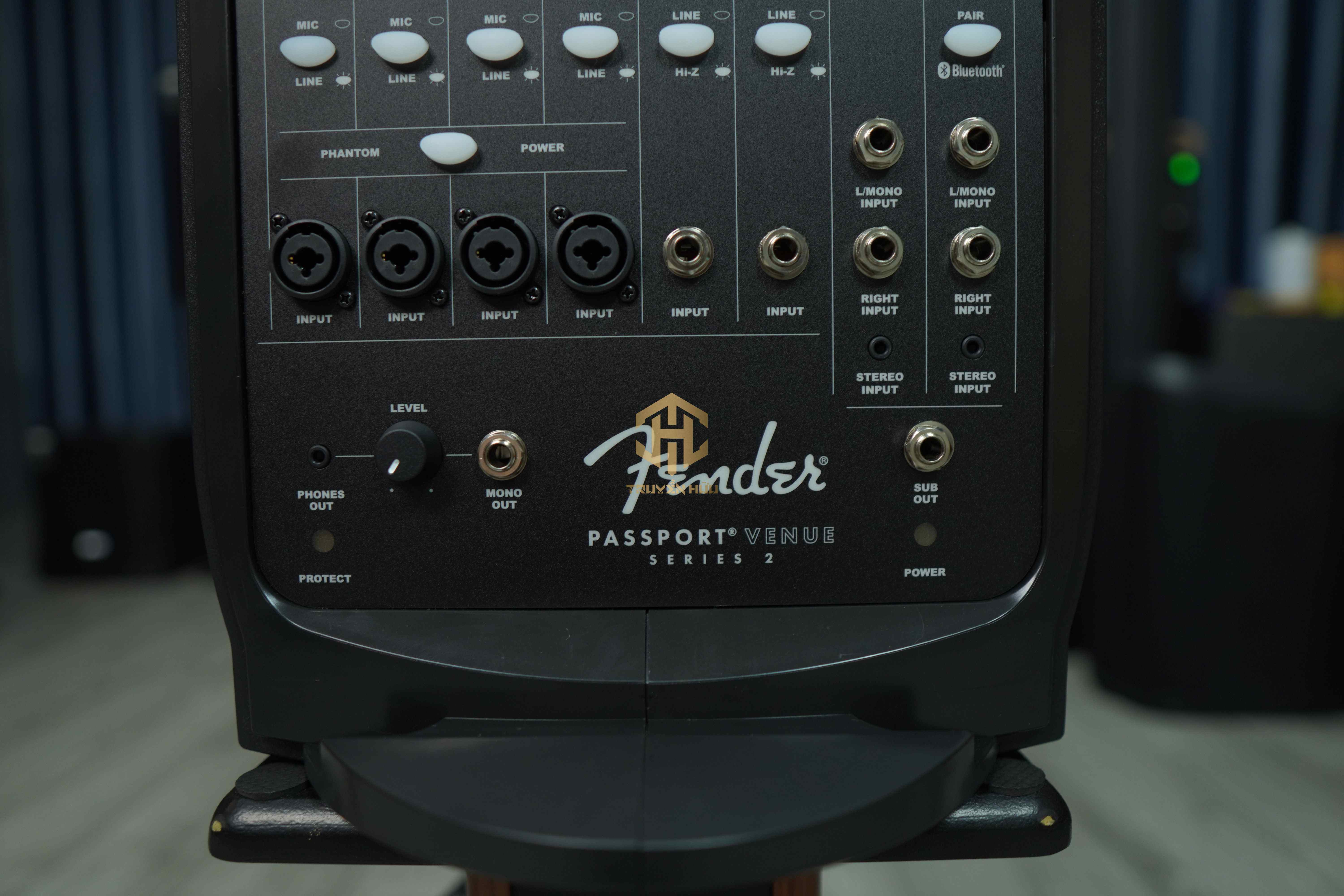 Loa Fender Passport Venue Series 2