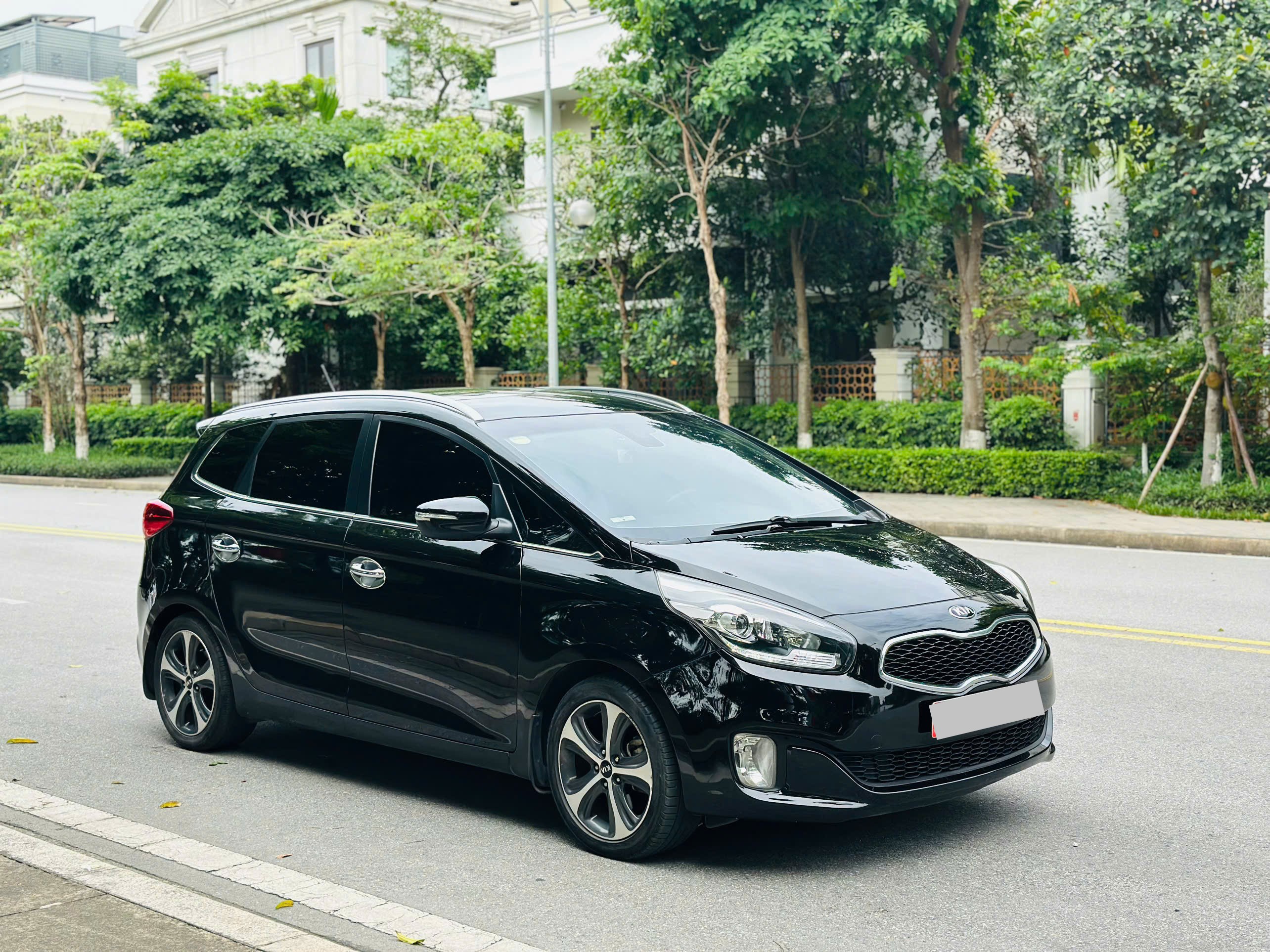 Xe Kia Rondo 2.0 GAT 2015