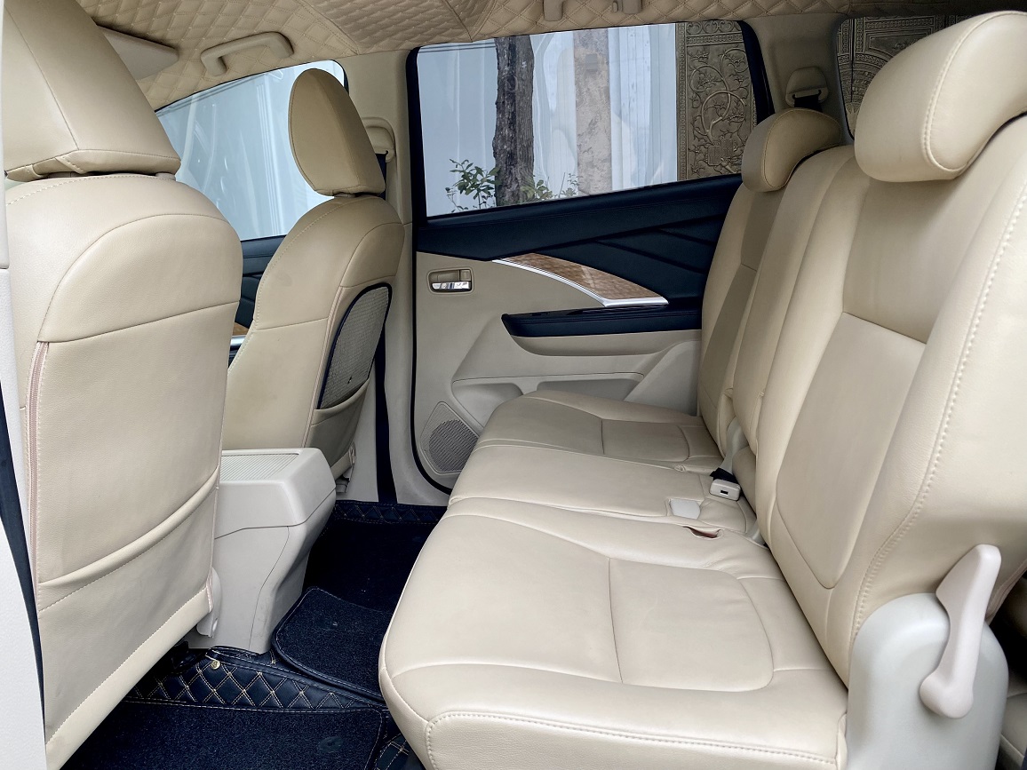 Mitsubishi Xpander 1.5 AT 2019 màu đen (Đã bán)