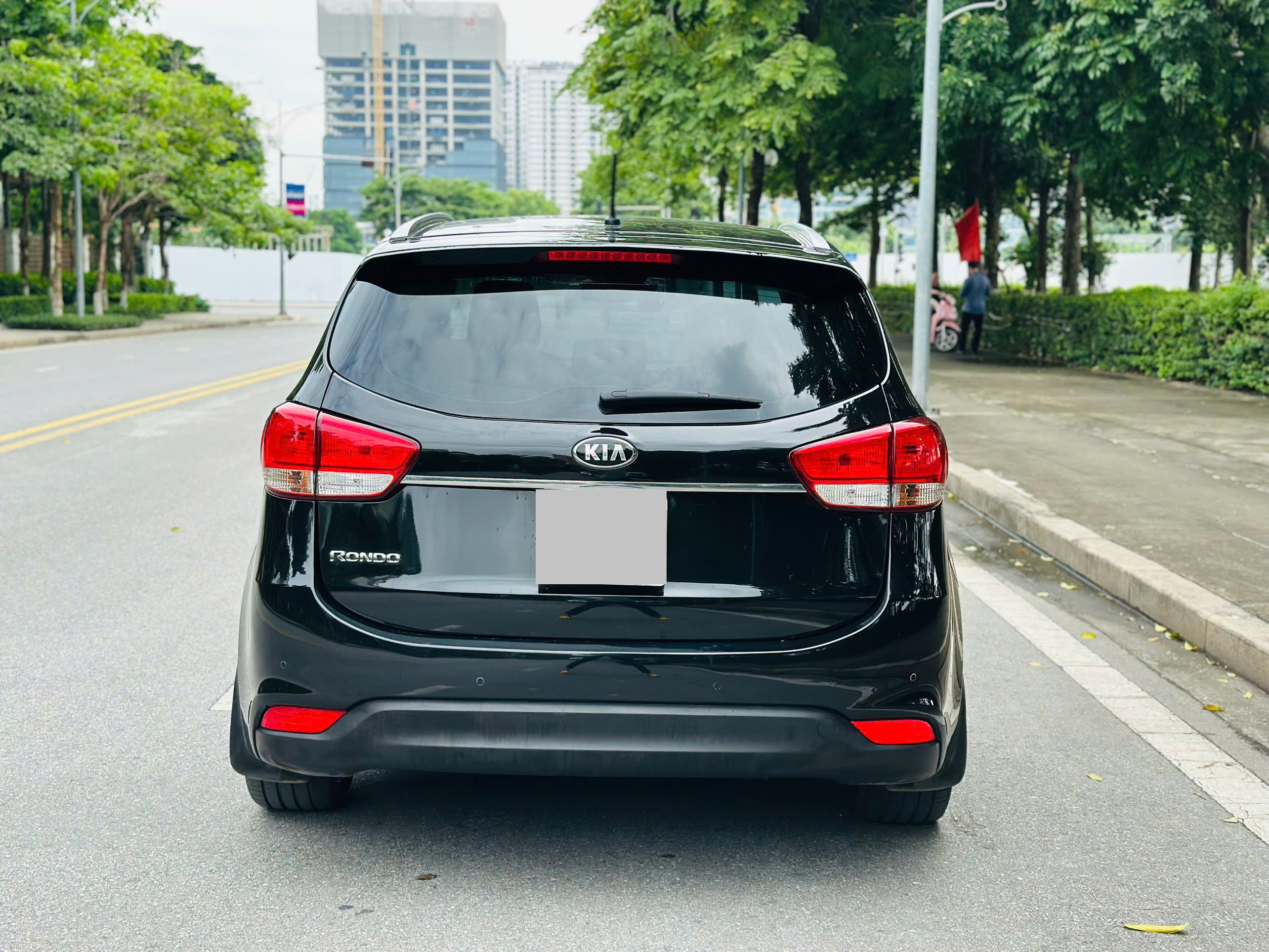 Xe Kia Rondo 2.0 GAT 2015