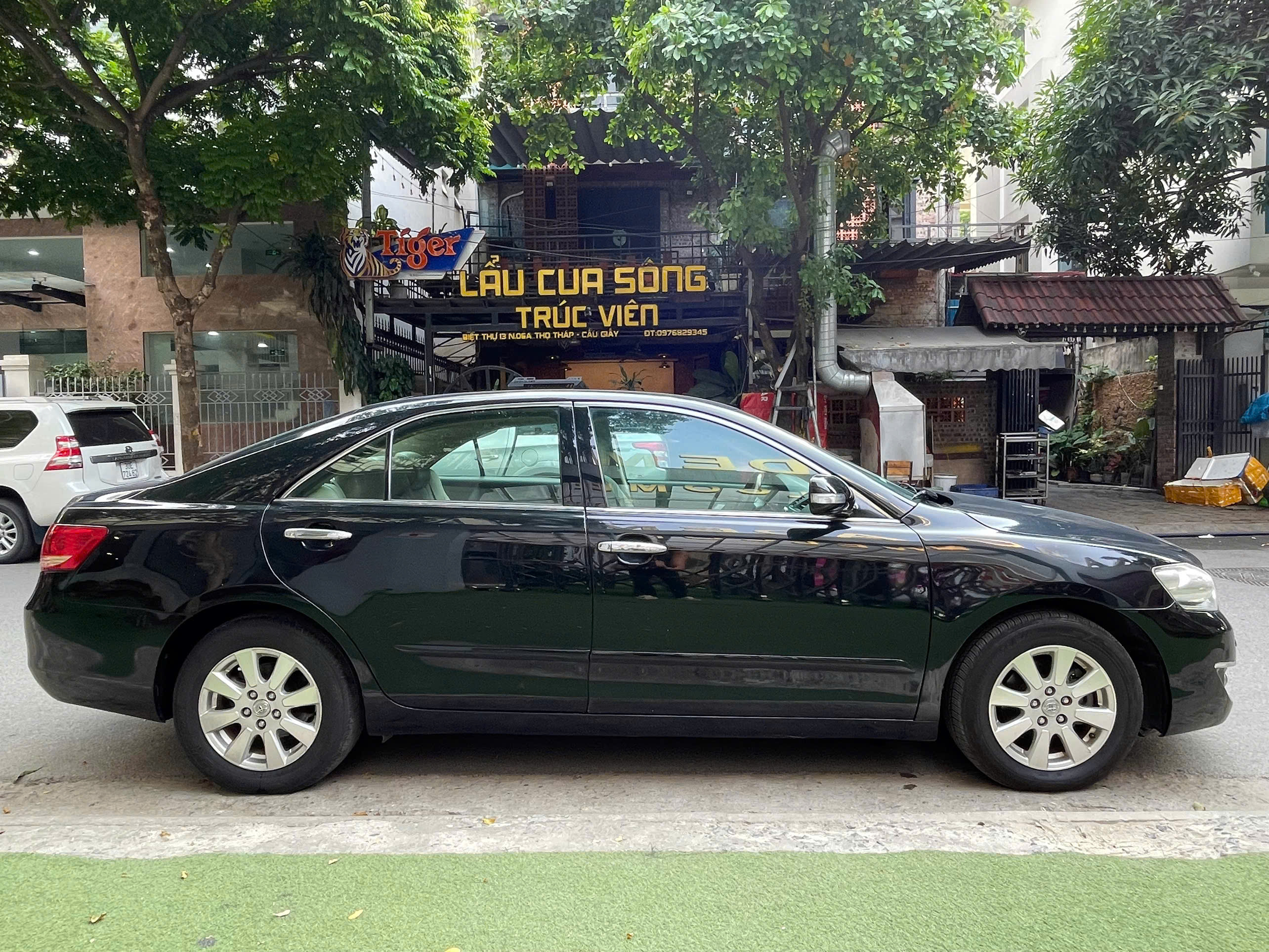 Toyota Camry 2.4G 2007 màu đen