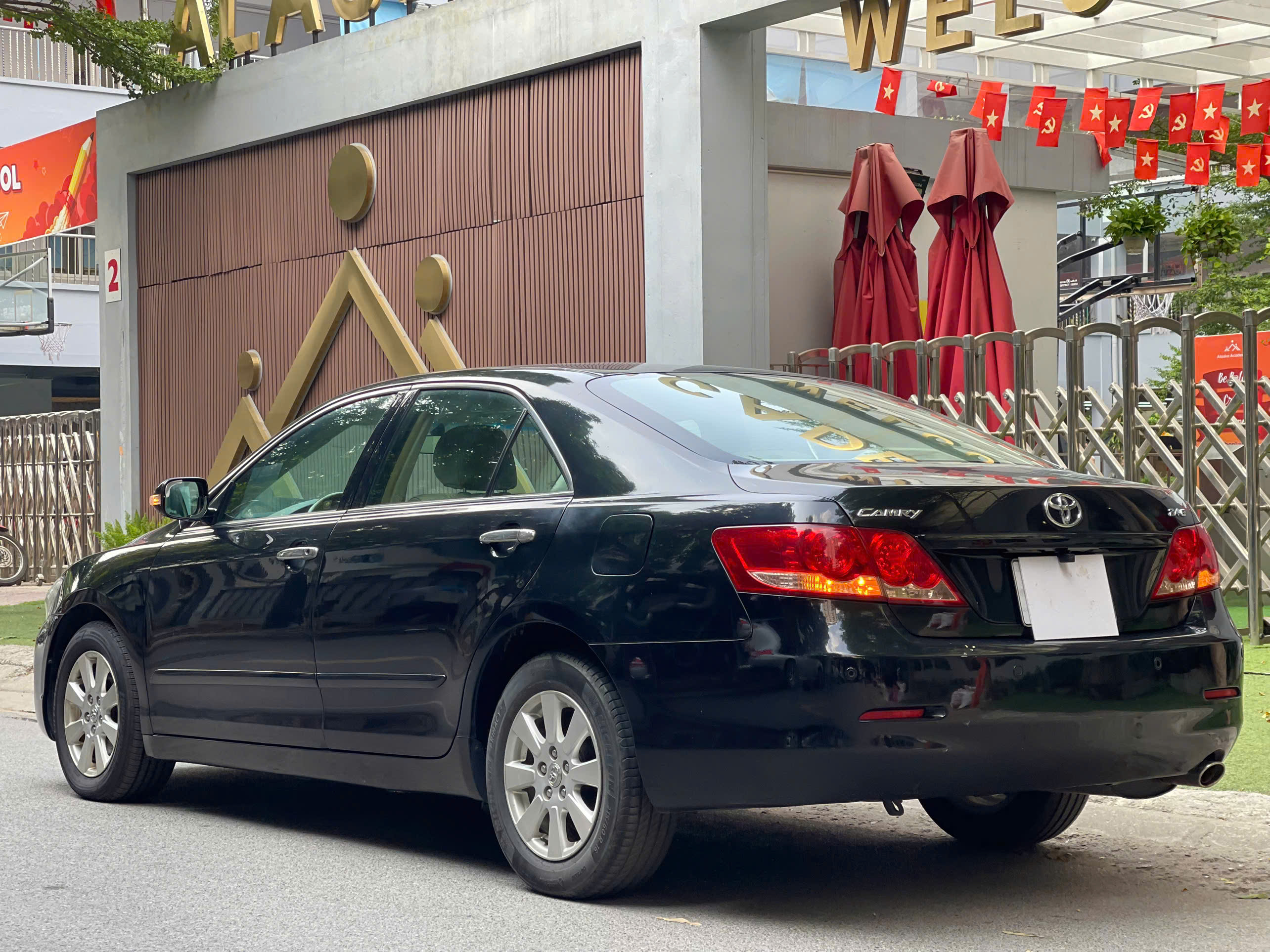 Toyota Camry 2.4G 2007 màu đen