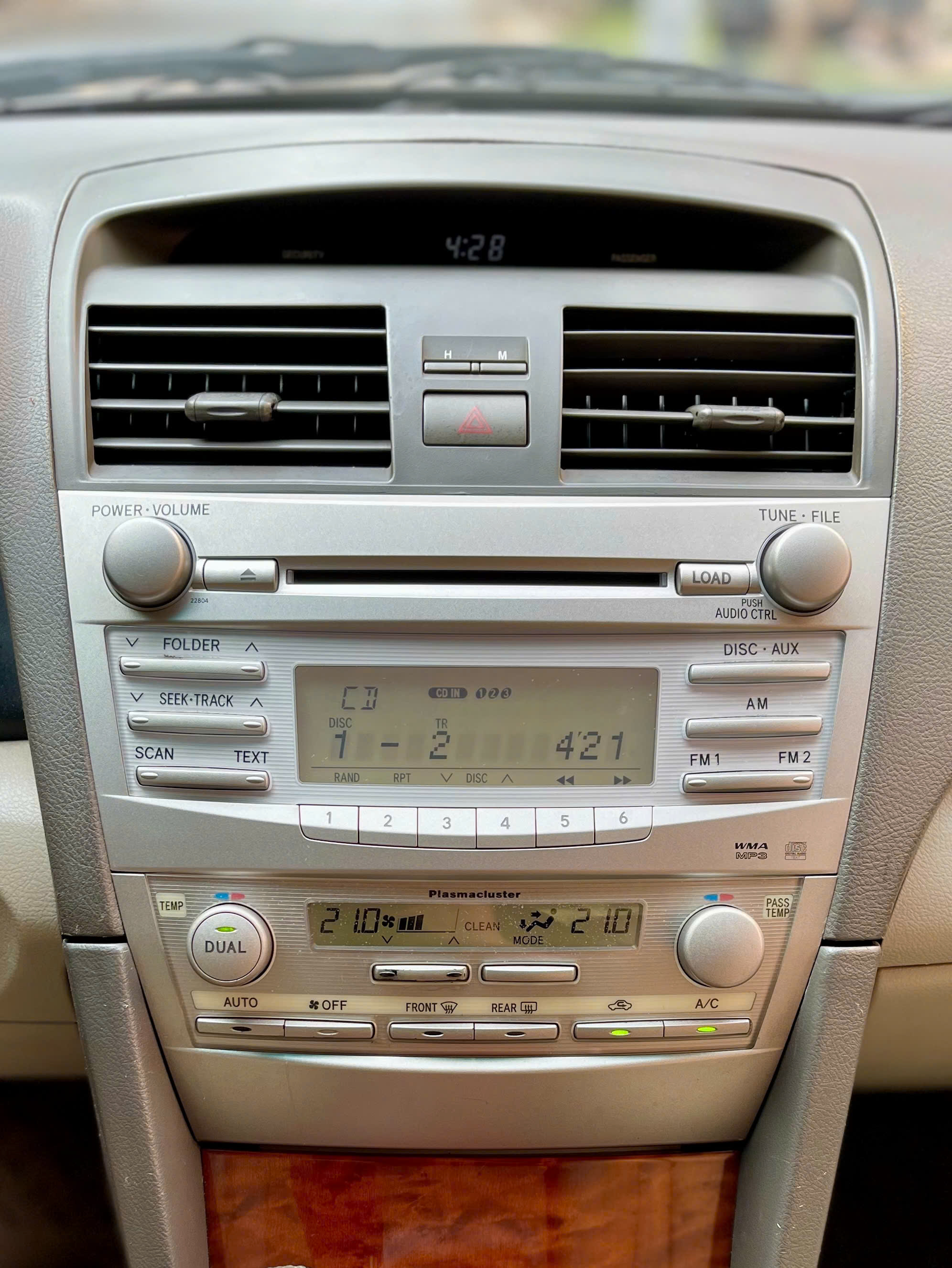 Toyota Camry 2.4G 2007 màu đen