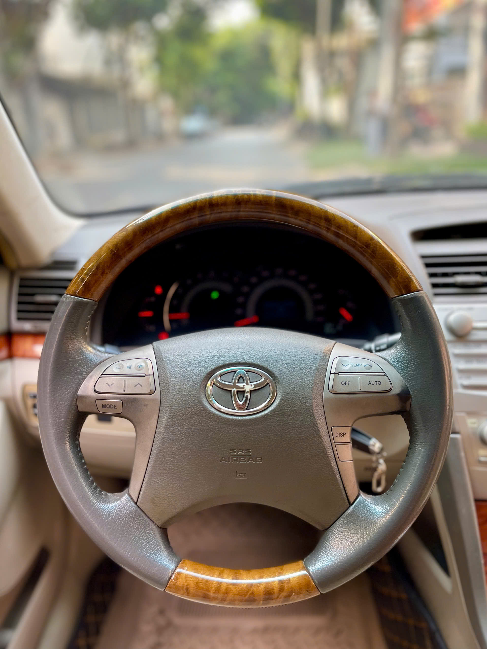 Toyota Camry 2.4G 2007 màu đen