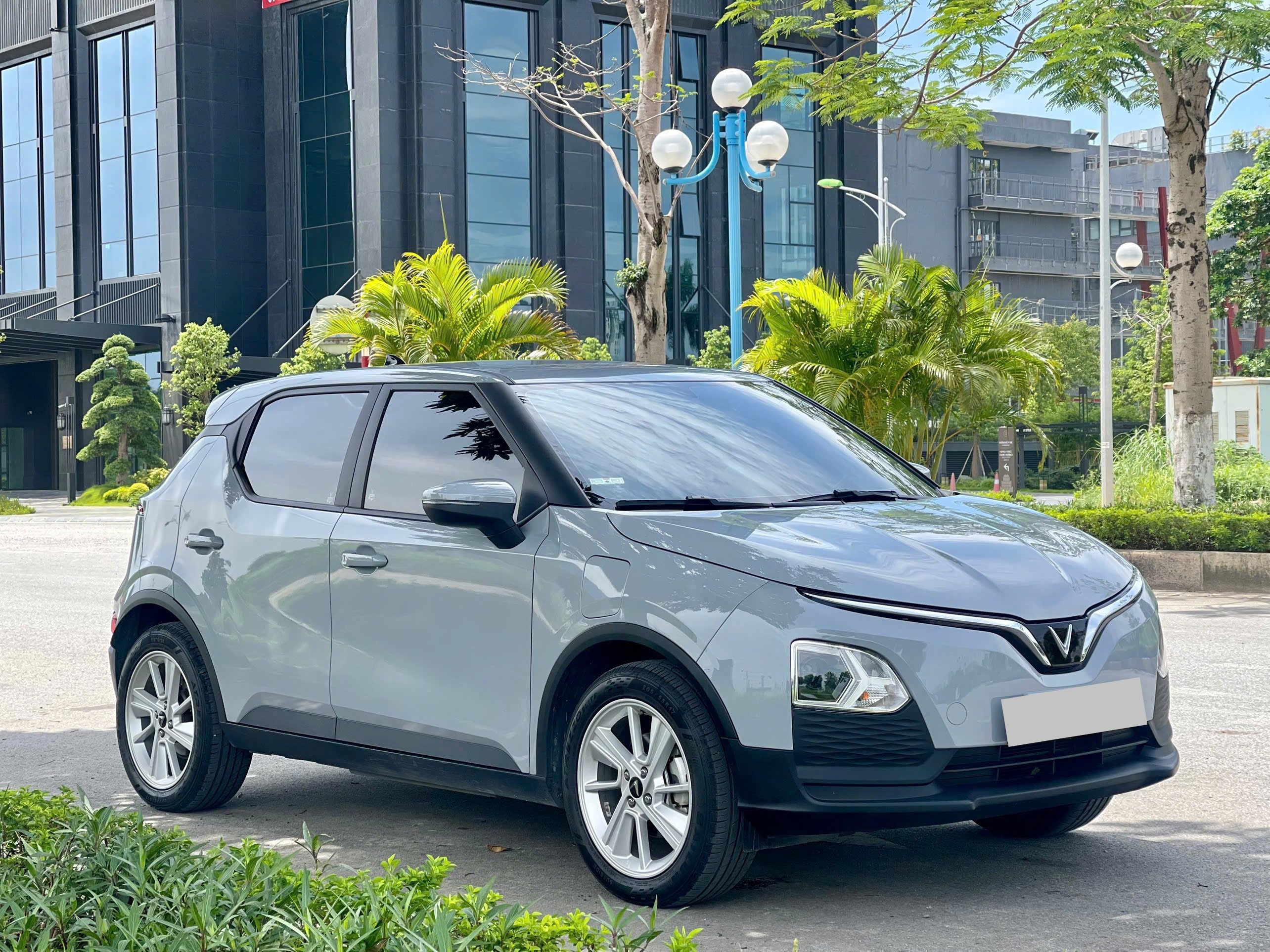 Vinfast Vf5 Plus bản mua Pin màu xám