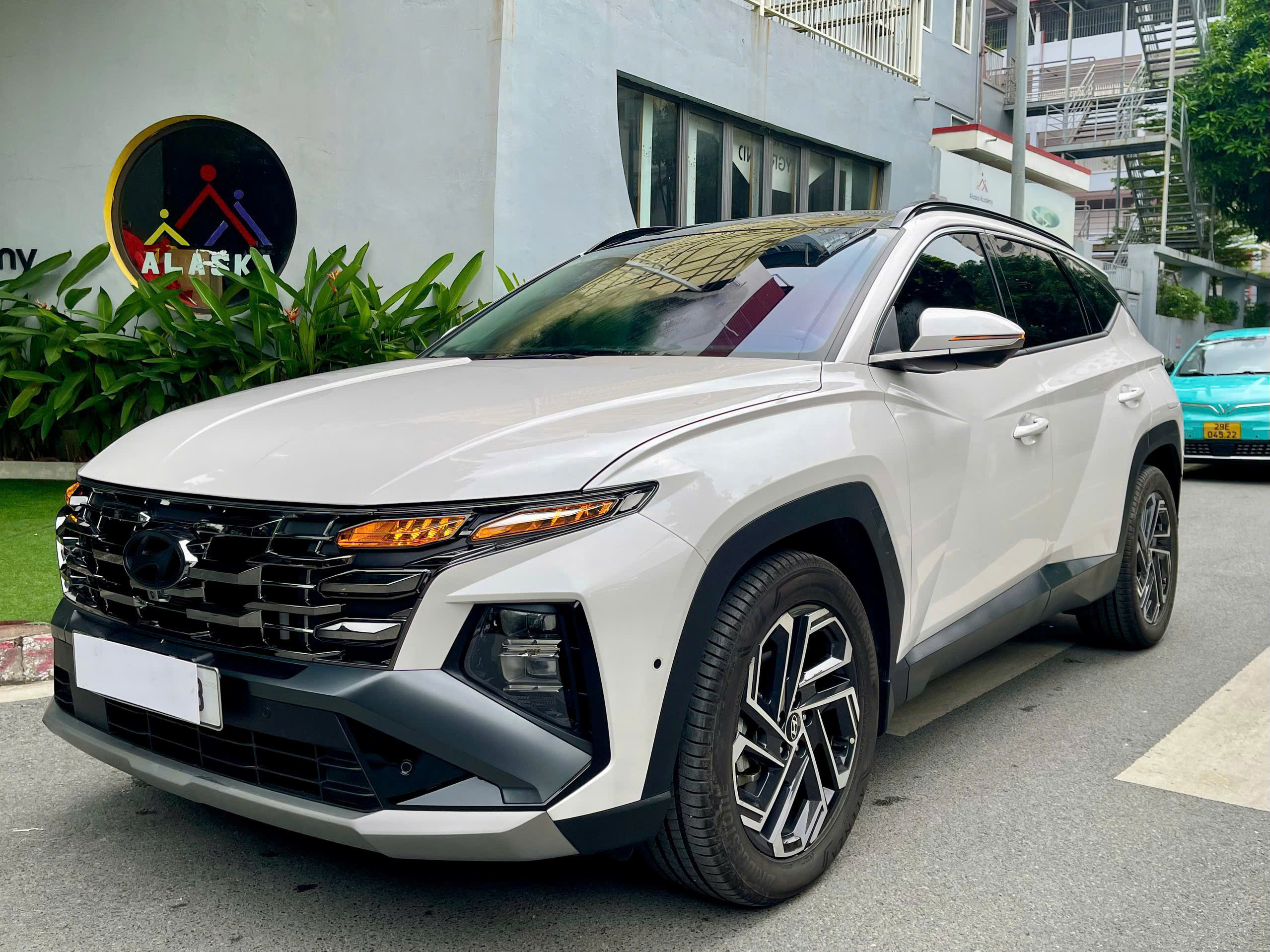 Huyndai Tucson 1.6Turbo sản xuất 2025