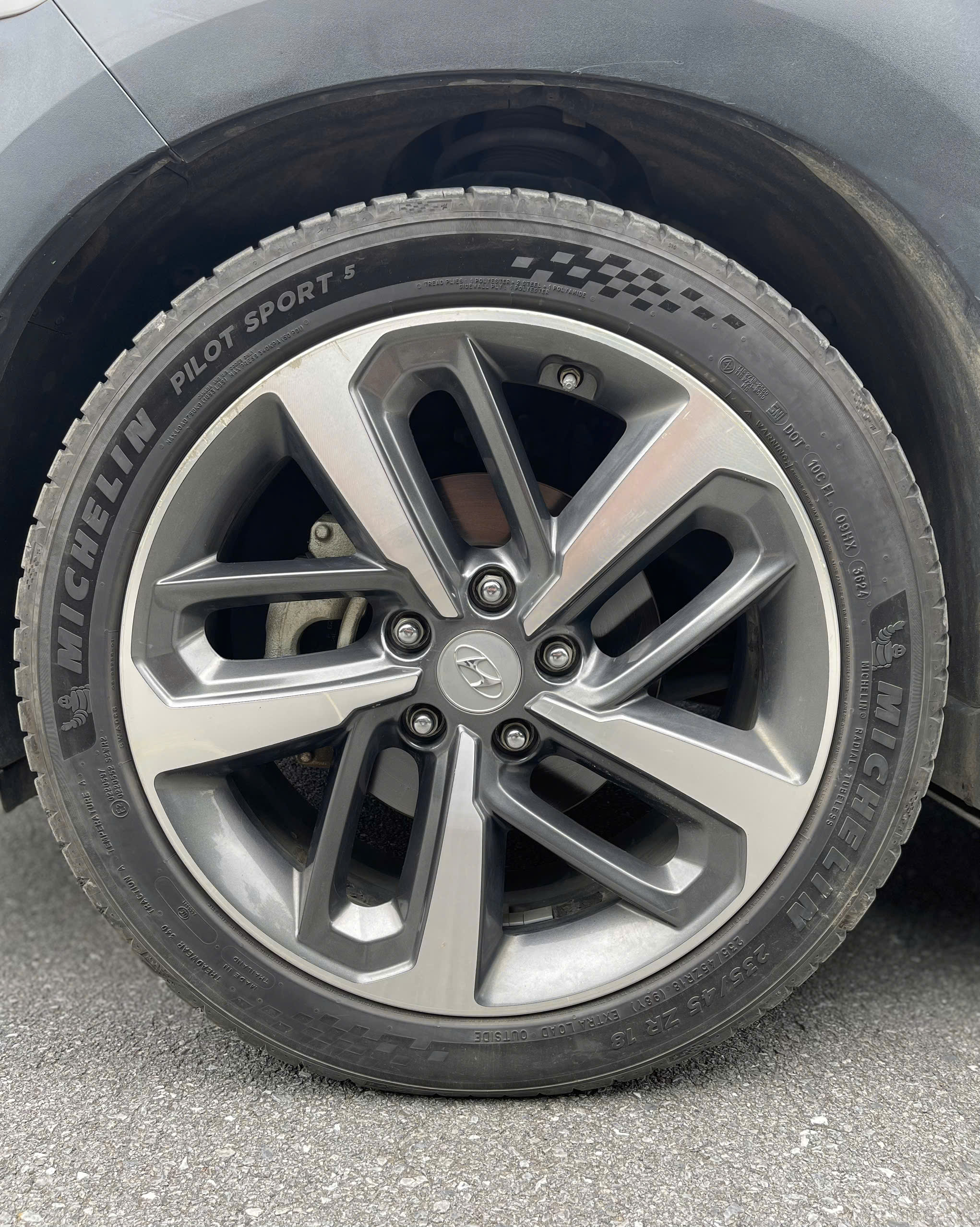Hyundai Kona 2.0ATH 2021 màu trắng