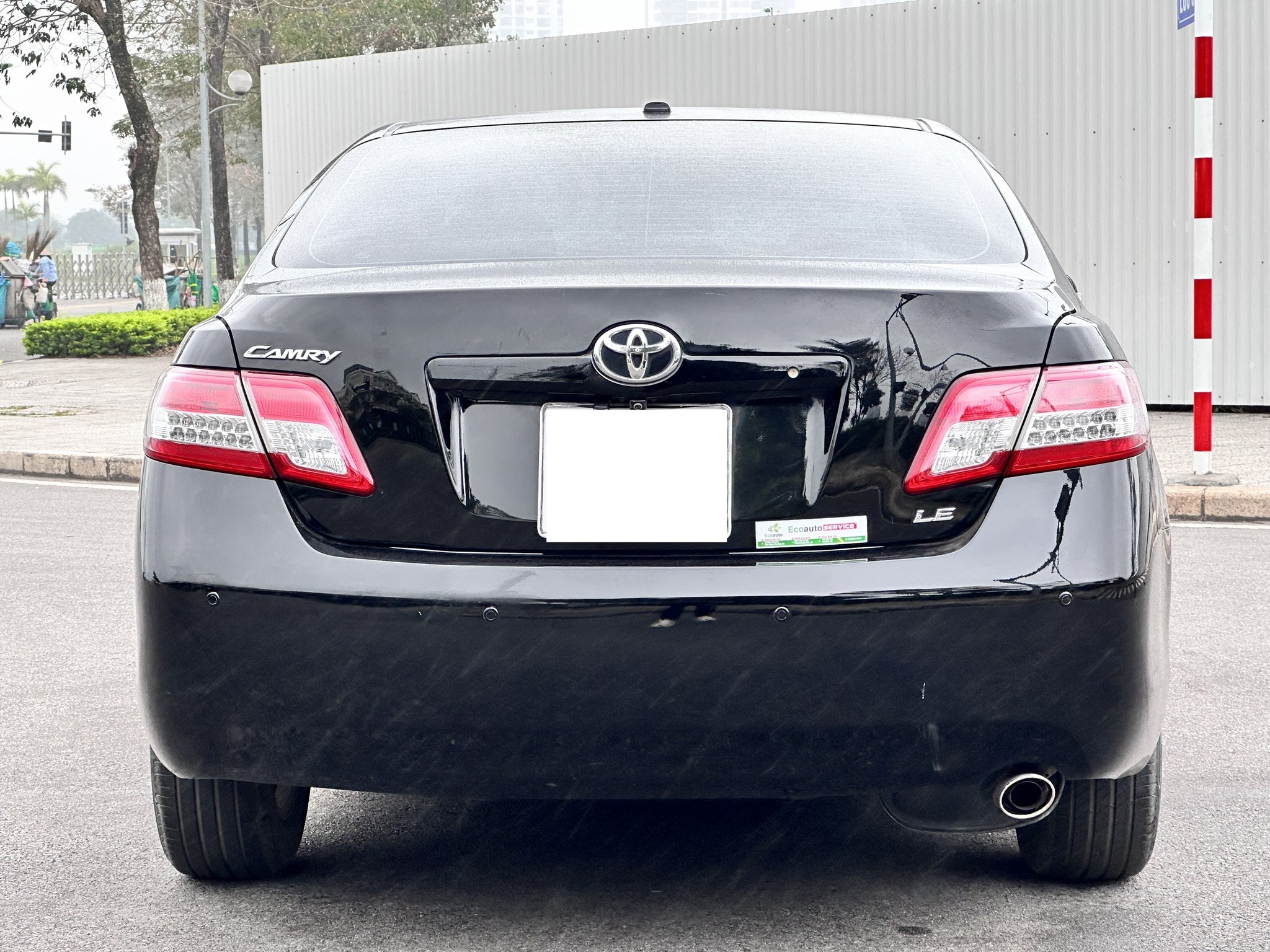 Toyota Camry LE 2.5 2010 màu đen