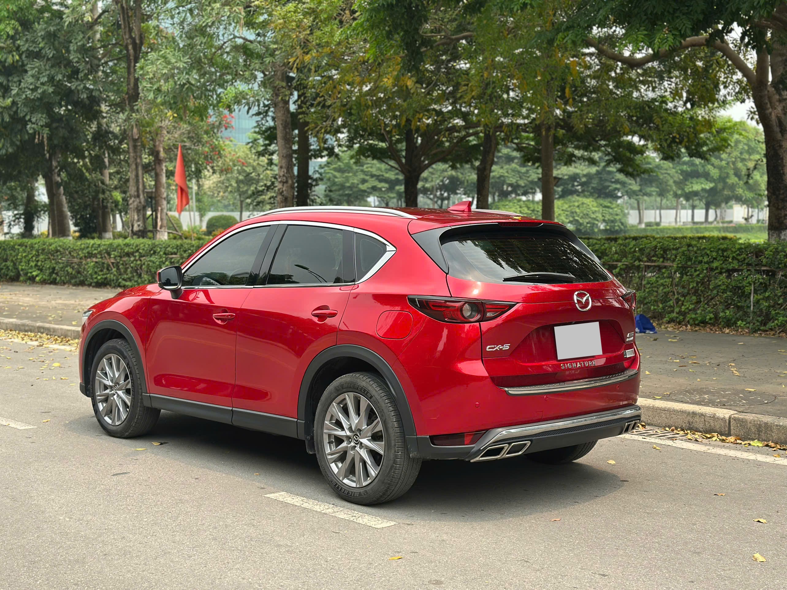 Mazda CX5 Premium 2.0 AT 2021 đỏ pha lê