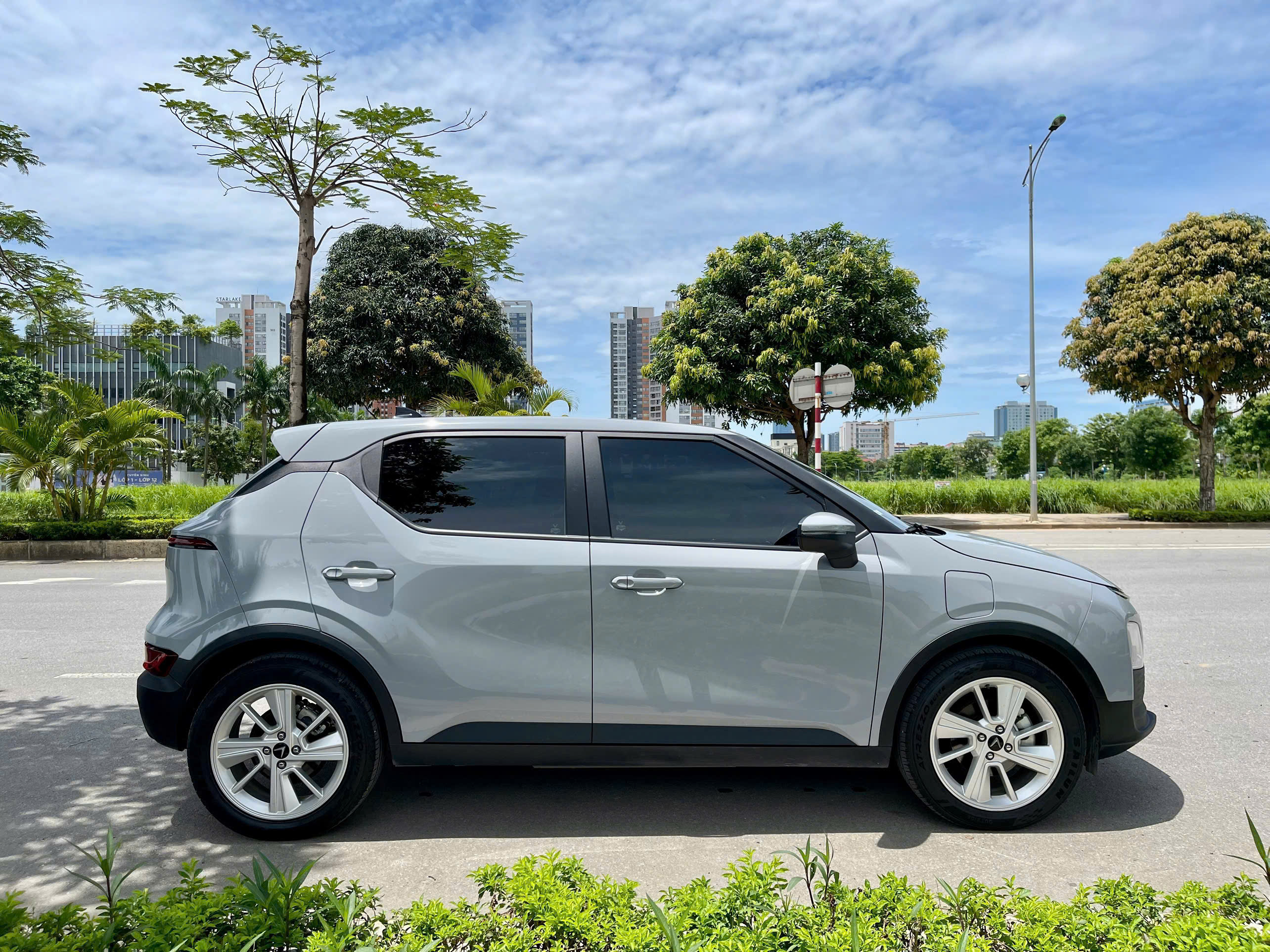 Vinfast Vf5 Plus bản mua Pin màu xám