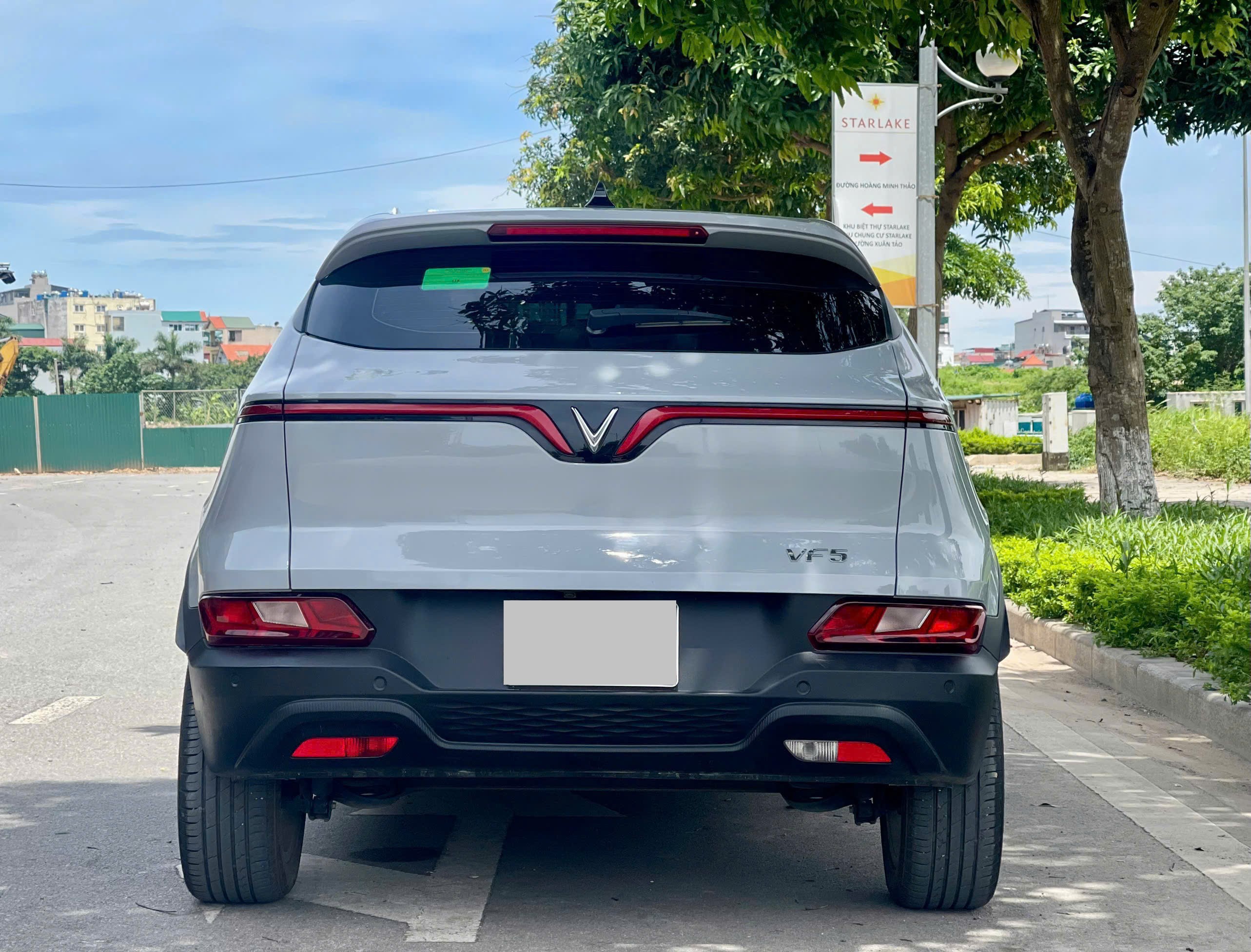 Vinfast Vf5 Plus bản mua Pin màu xám
