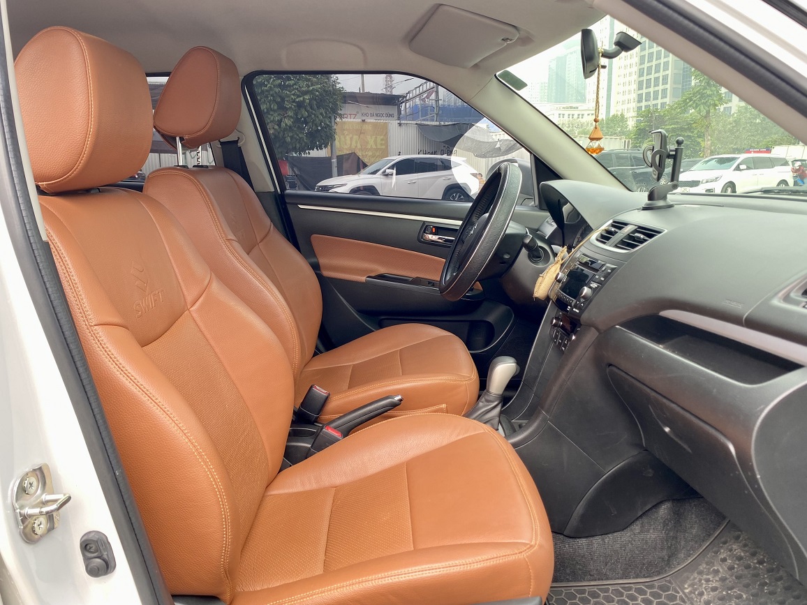 Suzuki Swift 1.4AT 2016 màu trắng (Đã bán)