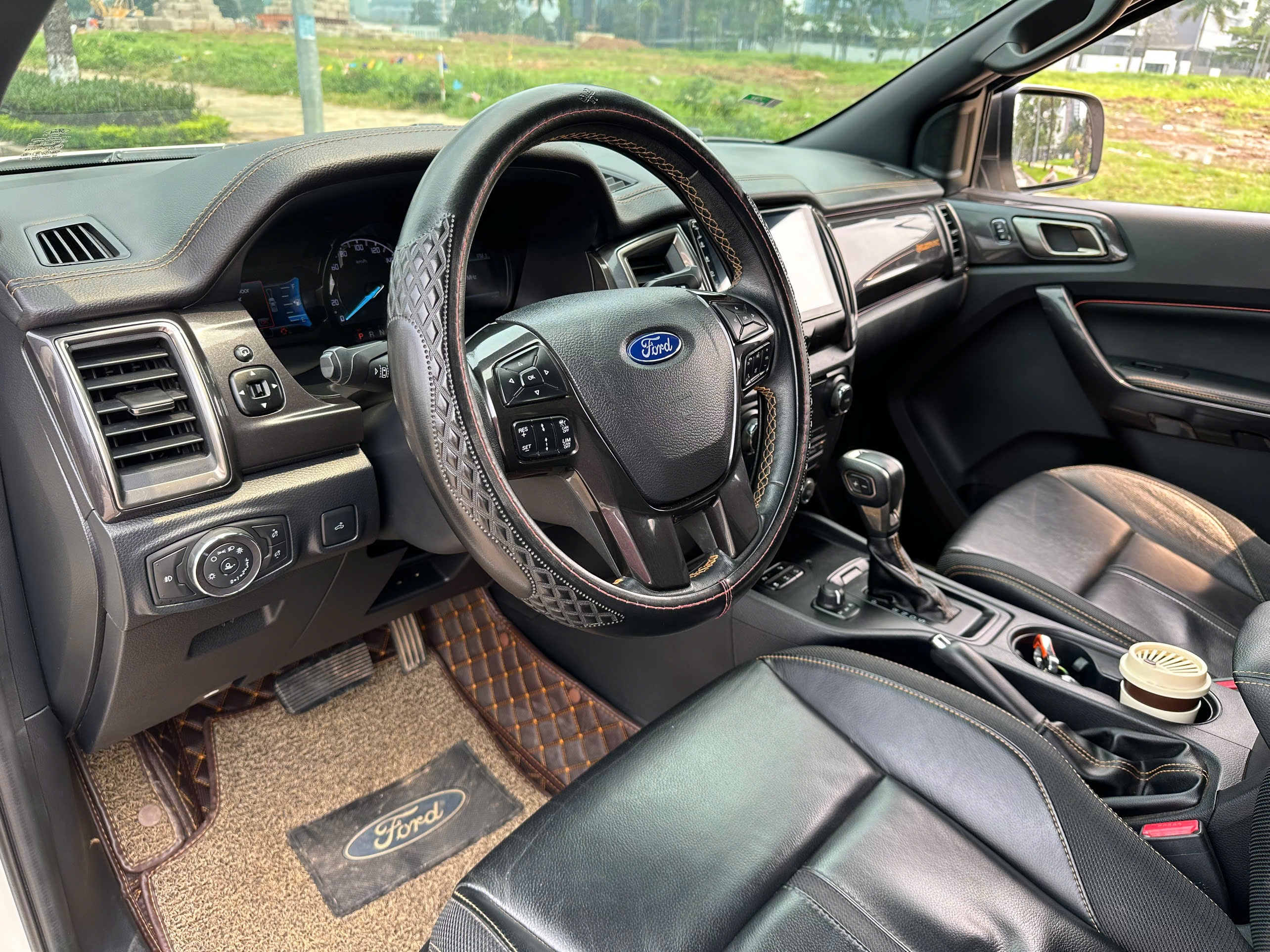 Ford Ranger Wildtrak 2.0L 4x4 AT 2019 trắng