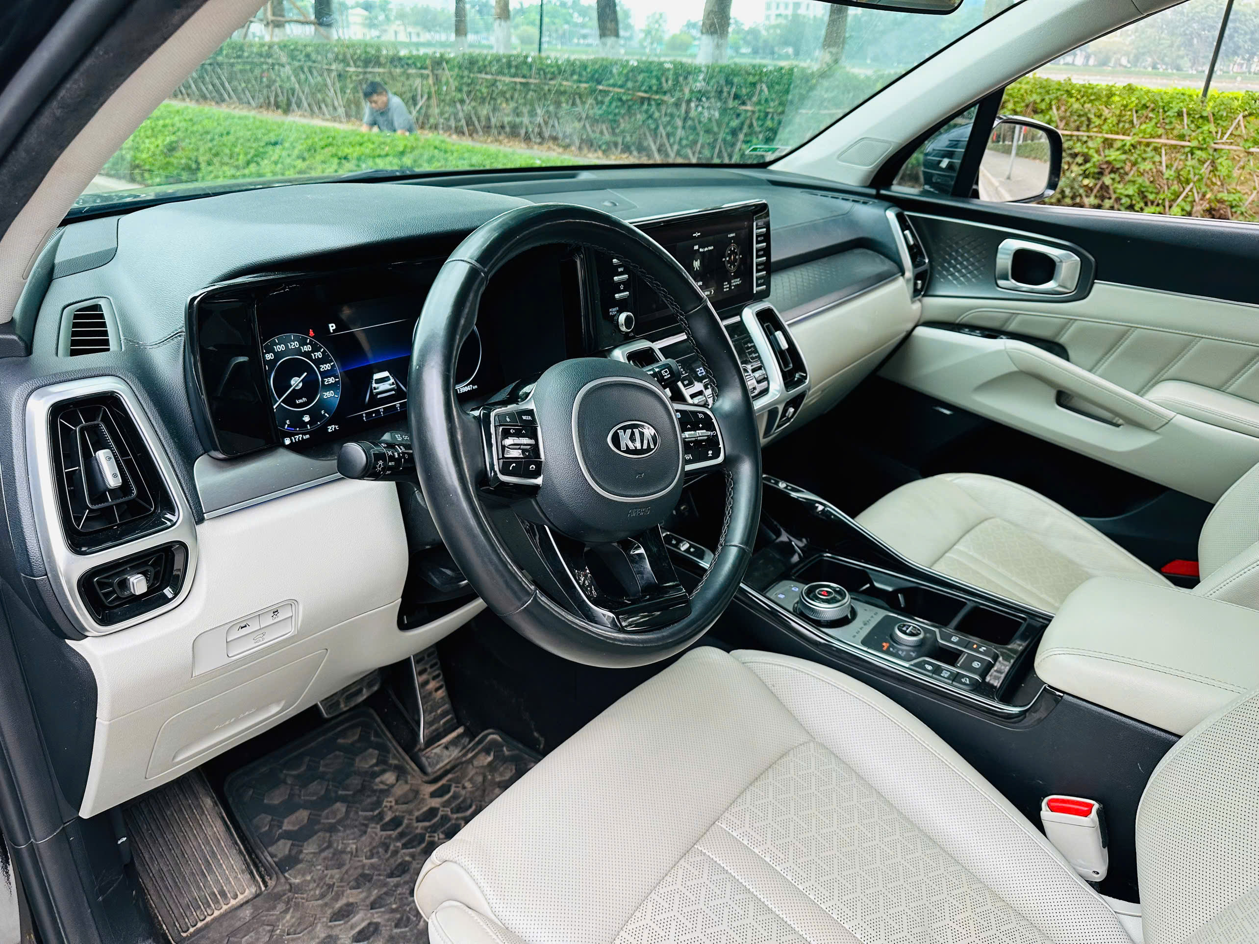 Kia Sorento Signature 2.2 AT AWD 7S Full Dầu màu đen