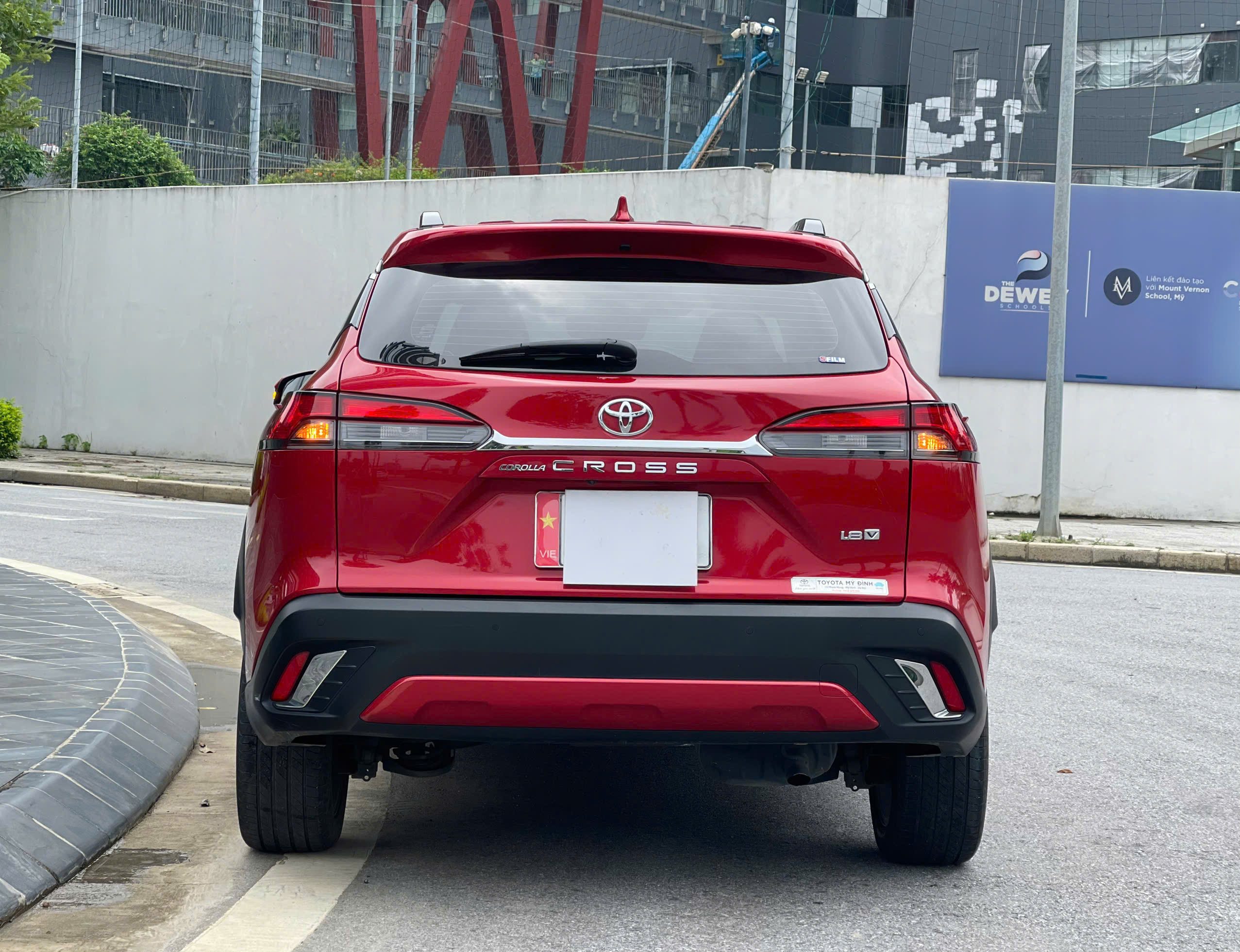 Toyota Corolla Cross 1.8V 2021 màu đỏ