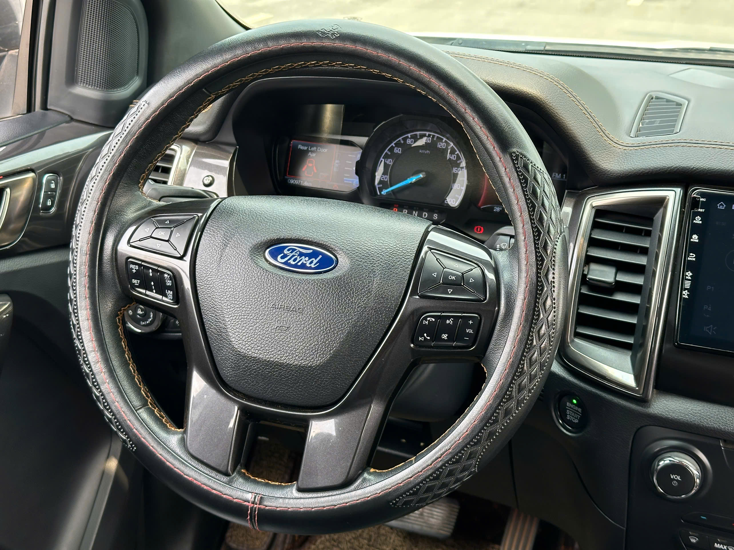 Ford Ranger Wildtrak 2.0L 4x4 AT 2019 trắng